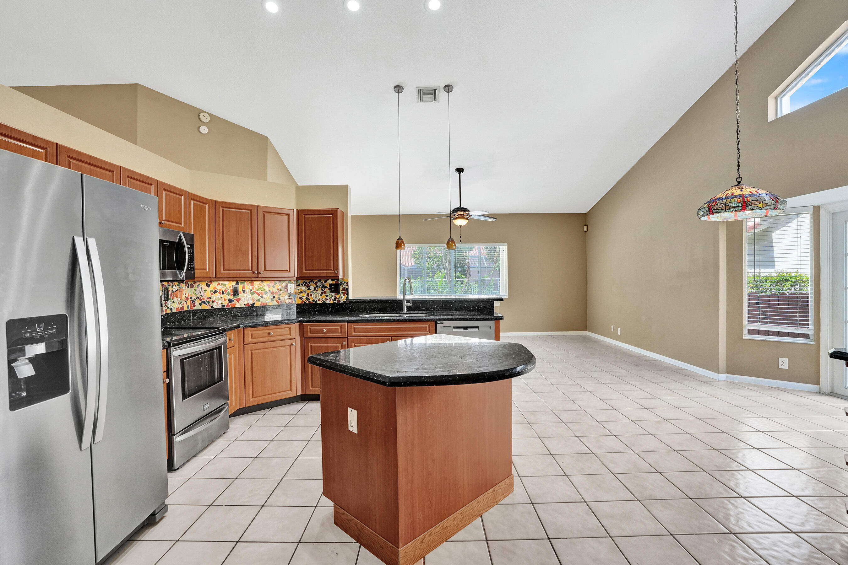 10304 NW 50th Court