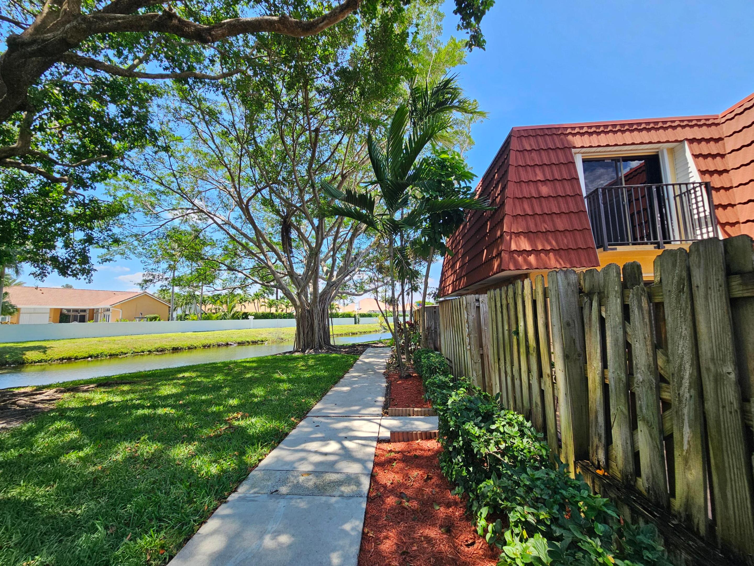 9982 NW 6th Court
