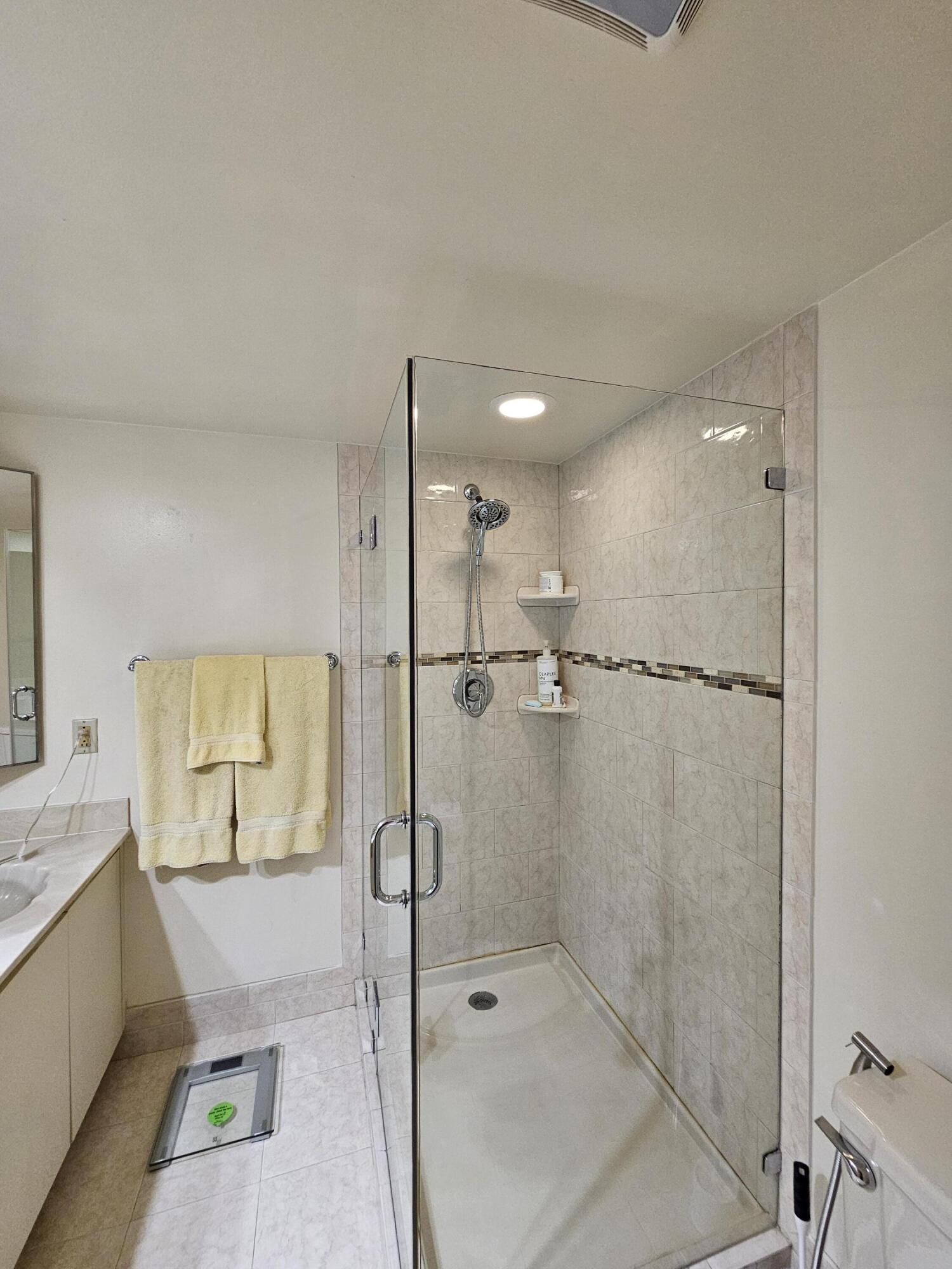 9982 NW 6th Court