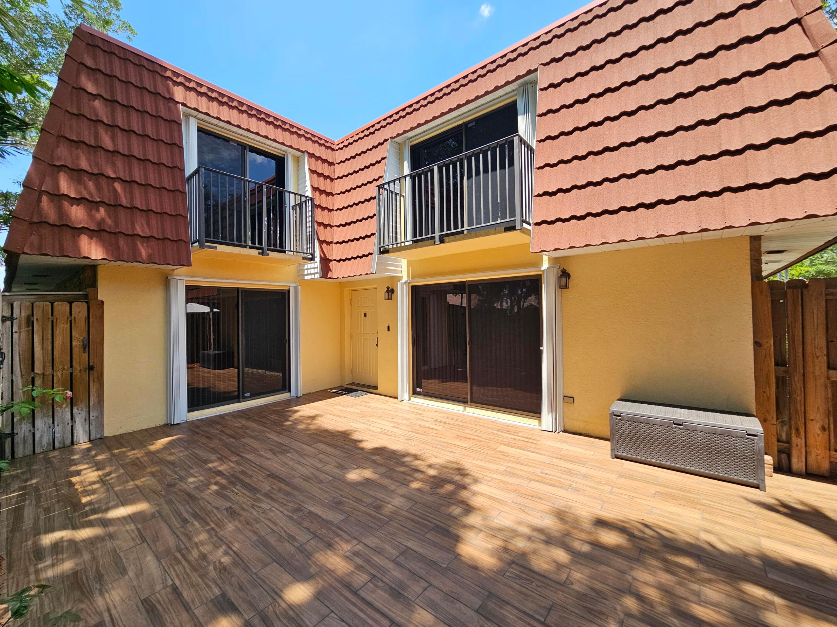 9982 NW 6th Court