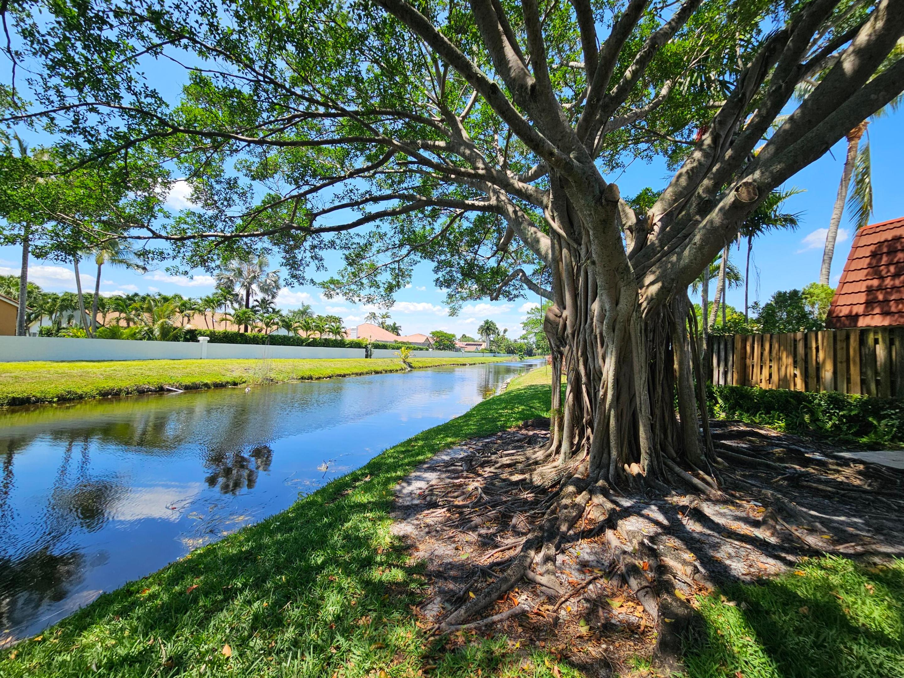 9982 NW 6th Court