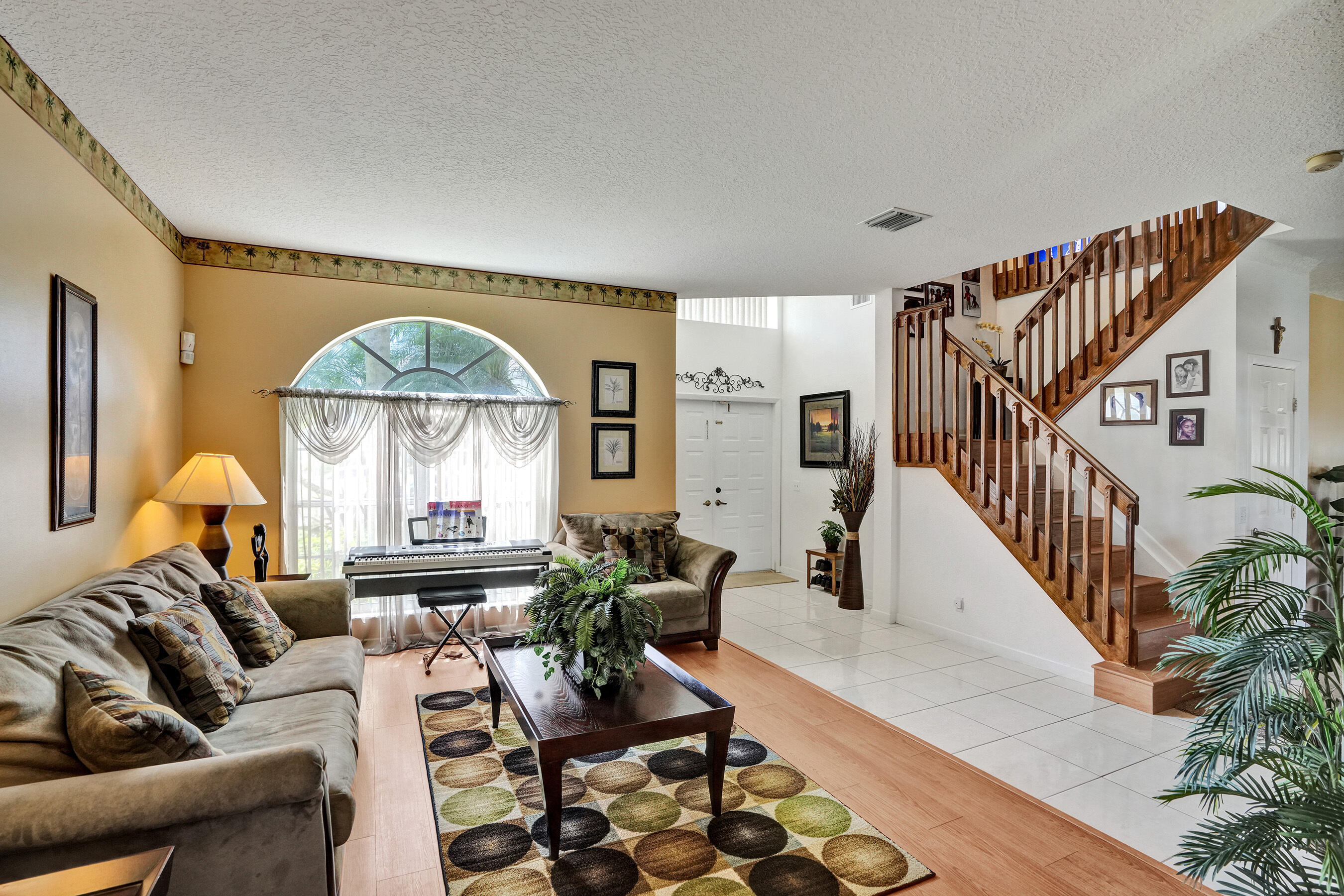 3091 Bayberry Way