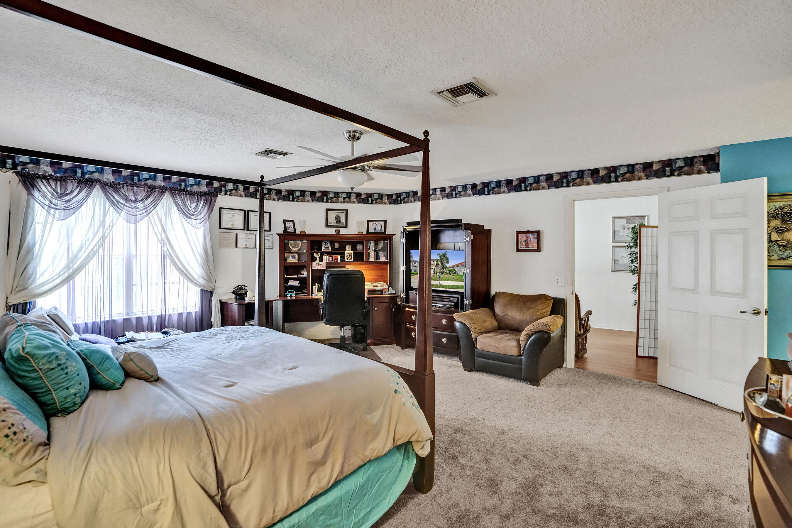 3091 Bayberry Way