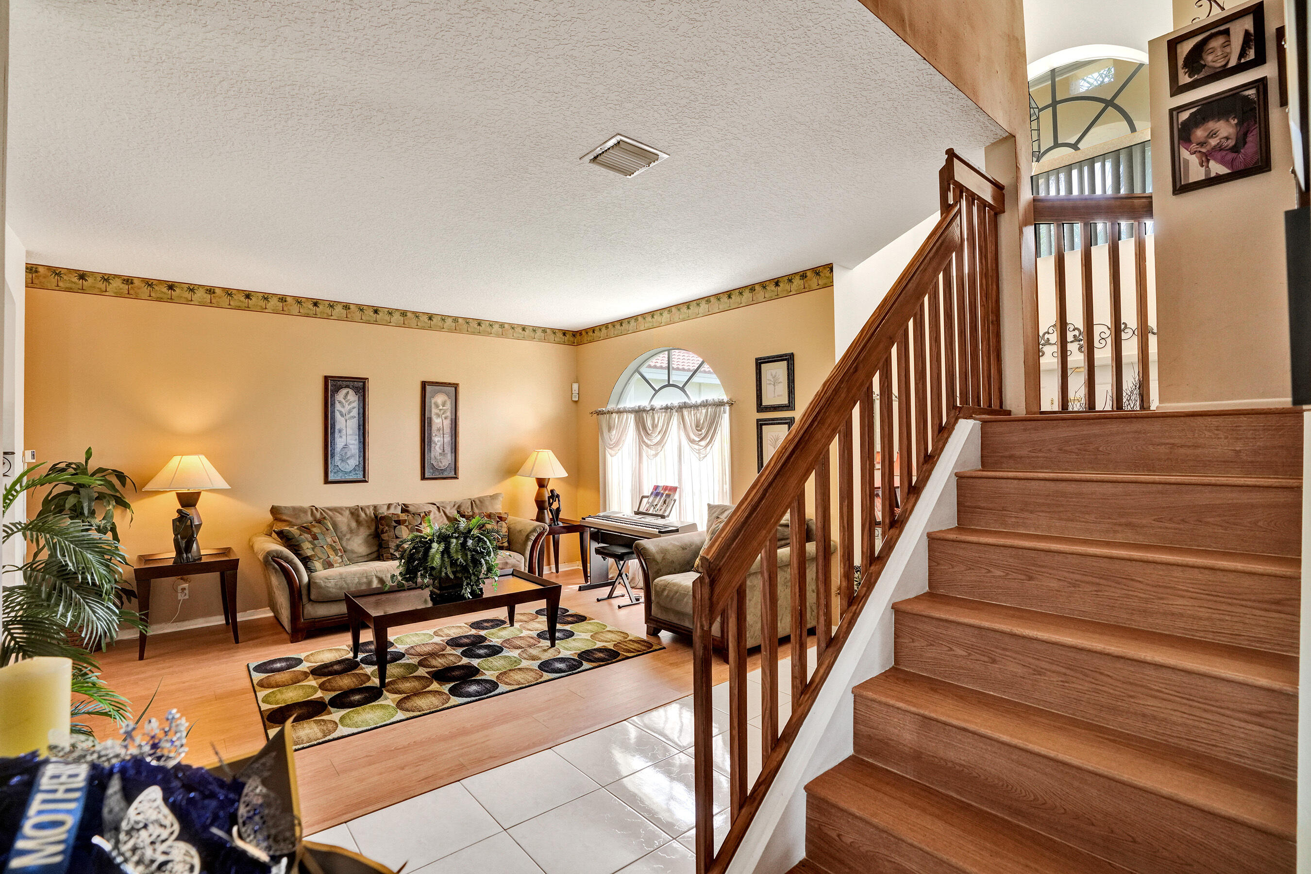 3091 Bayberry Way