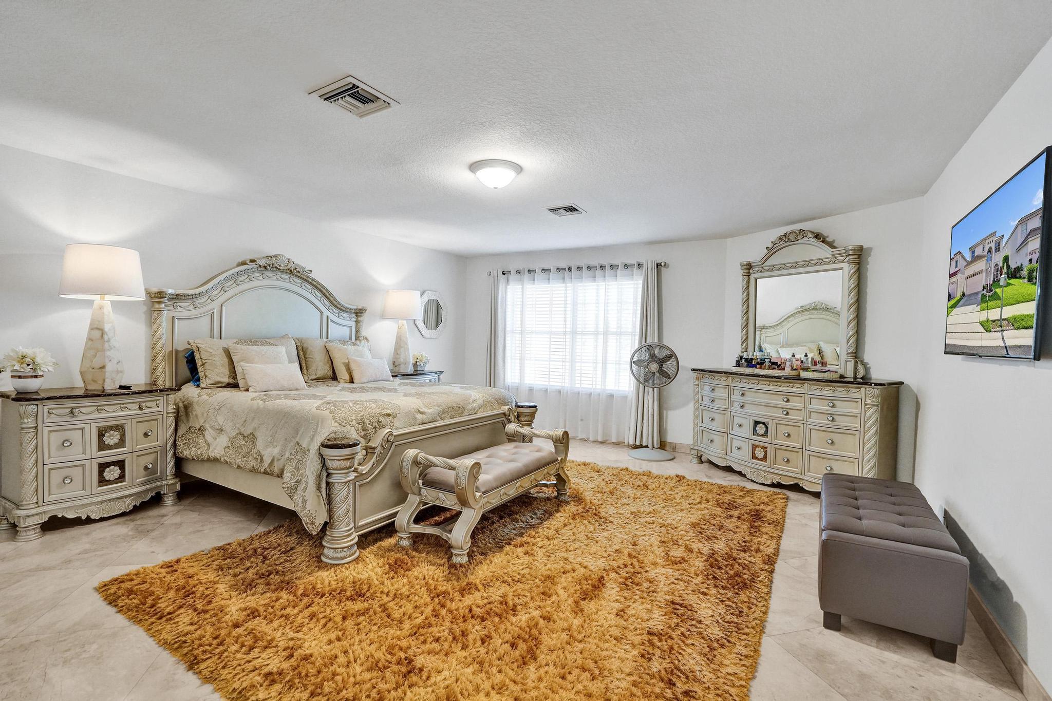 3067 Bayberry Way