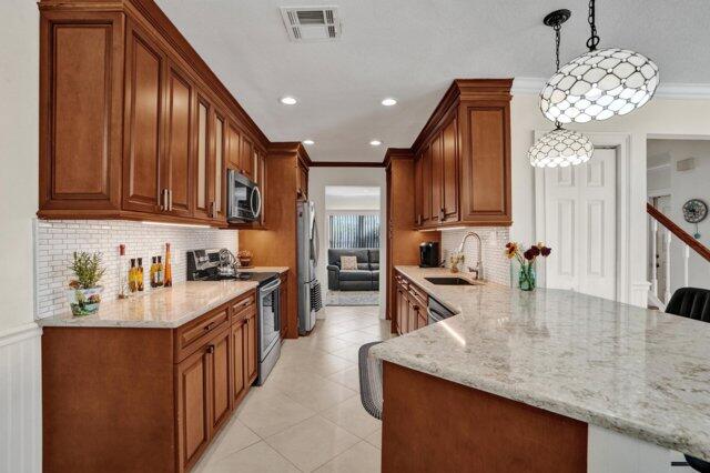 19943 Villa Lante Place
