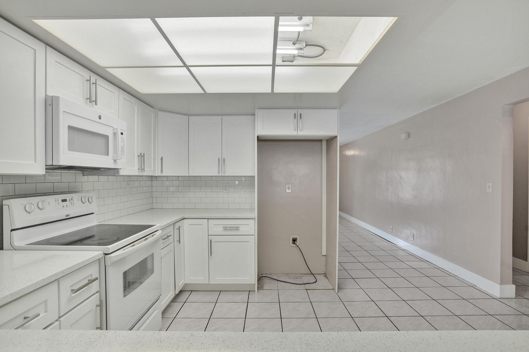 7010-7012 NW 78th Avenue