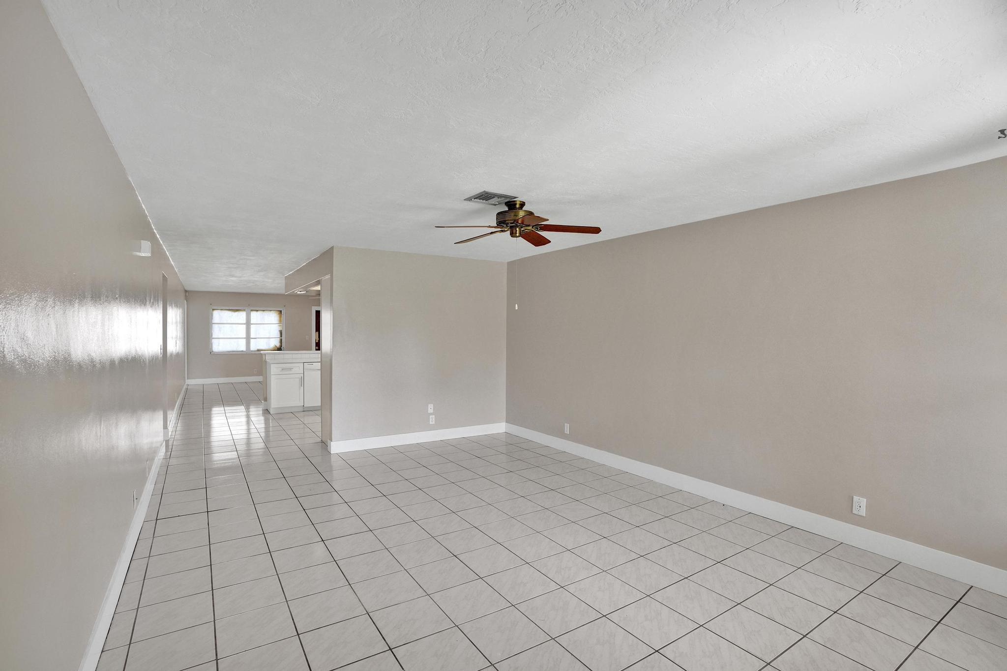 7010-7012 NW 78th Avenue