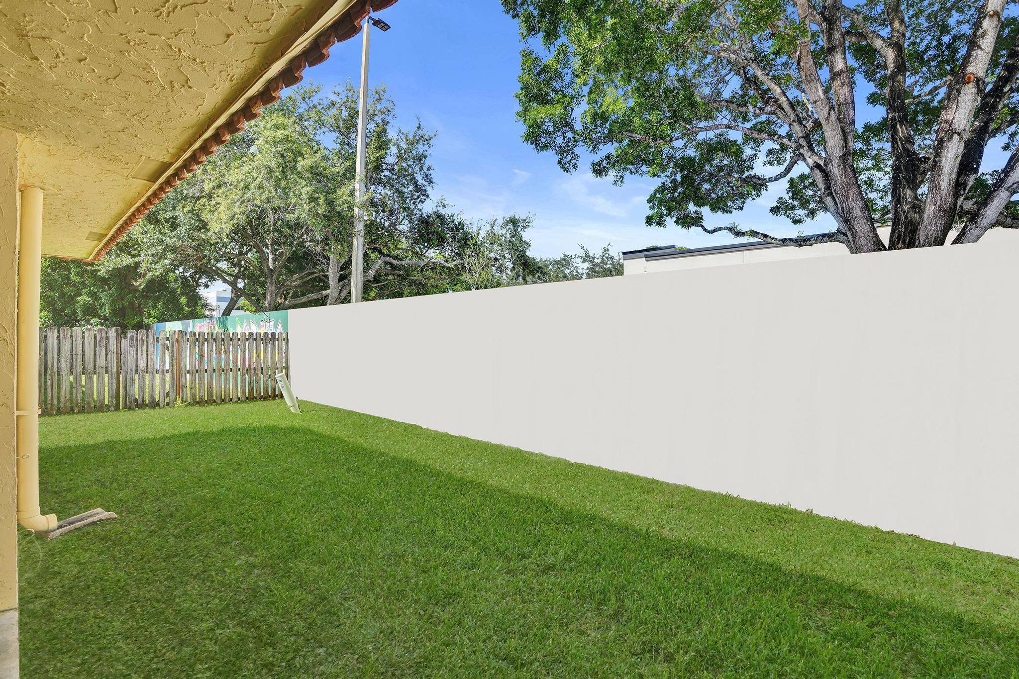 7010-7012 NW 78th Avenue