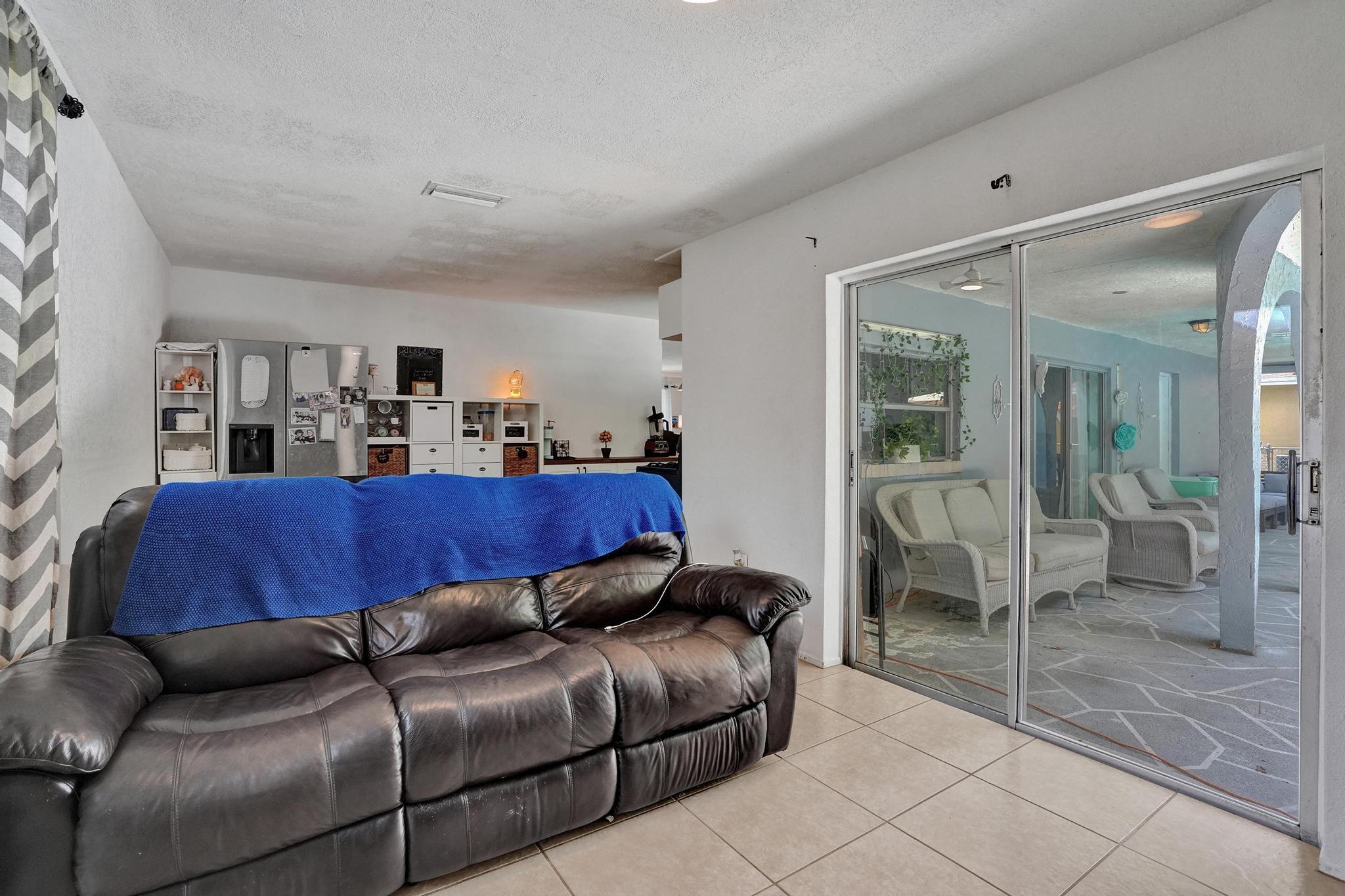 2161 NW 84TH Way