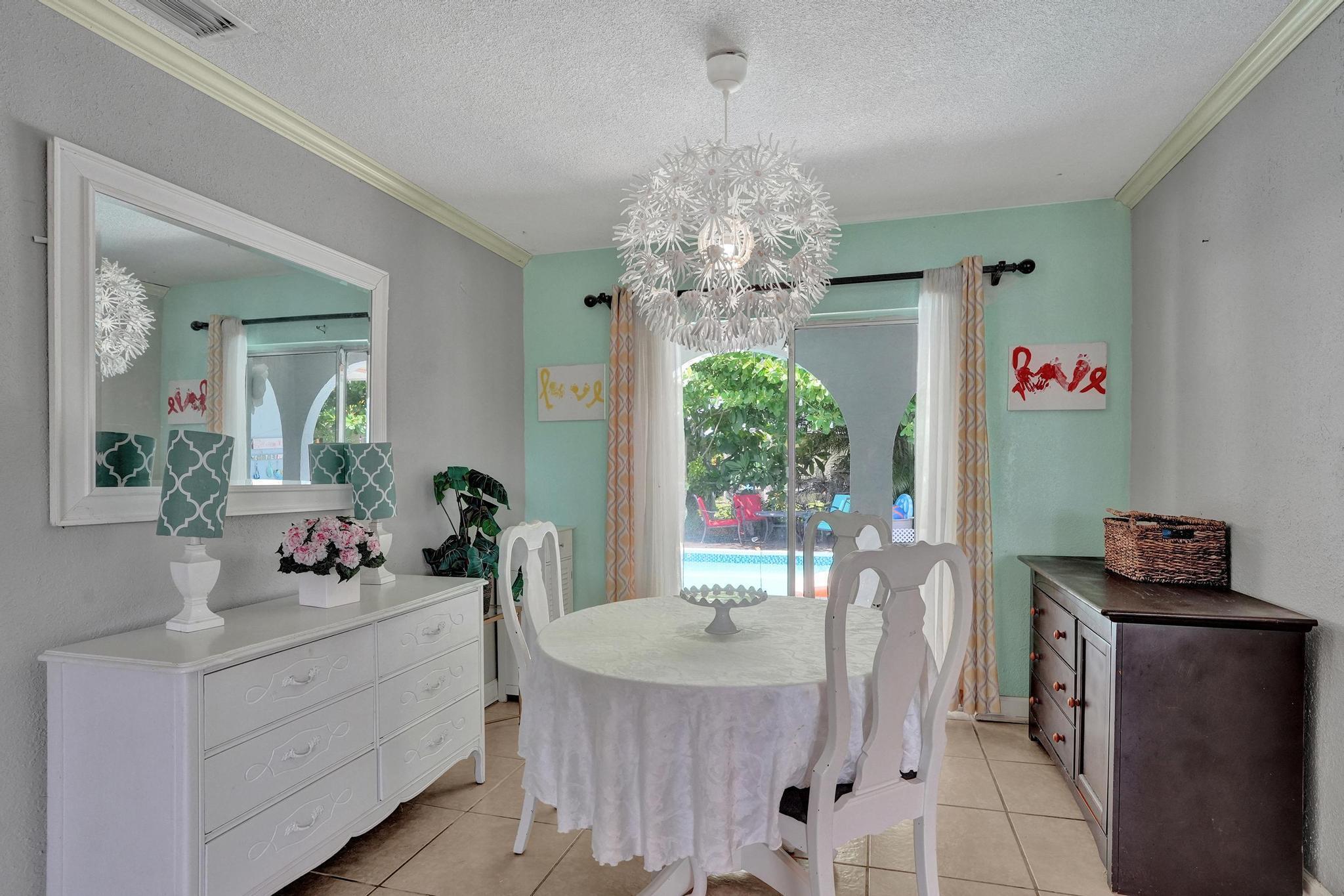 2161 NW 84TH Way