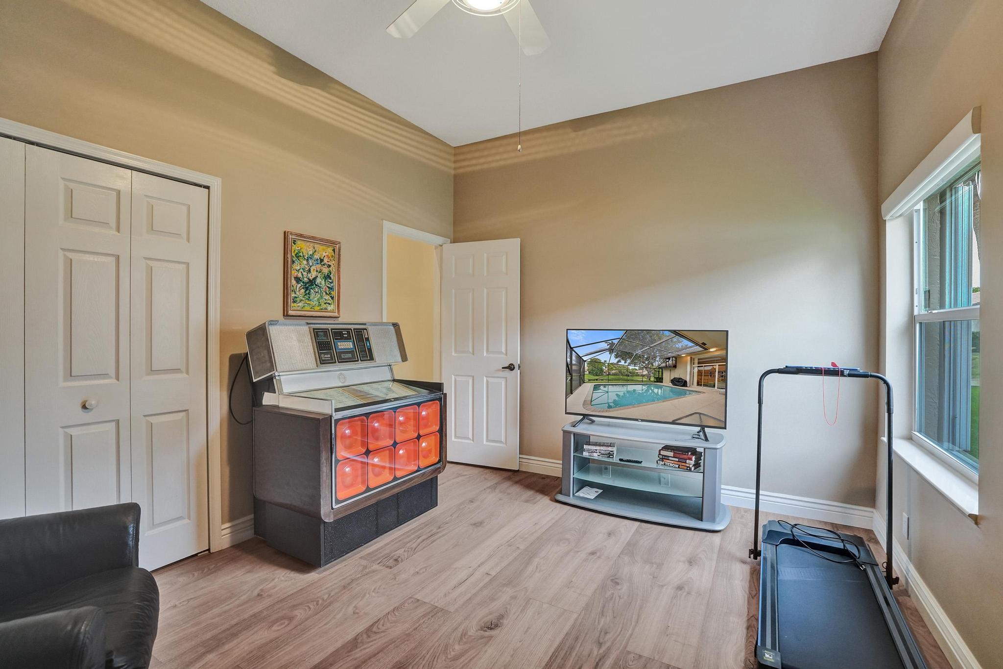 4850 NW 95TH Drive