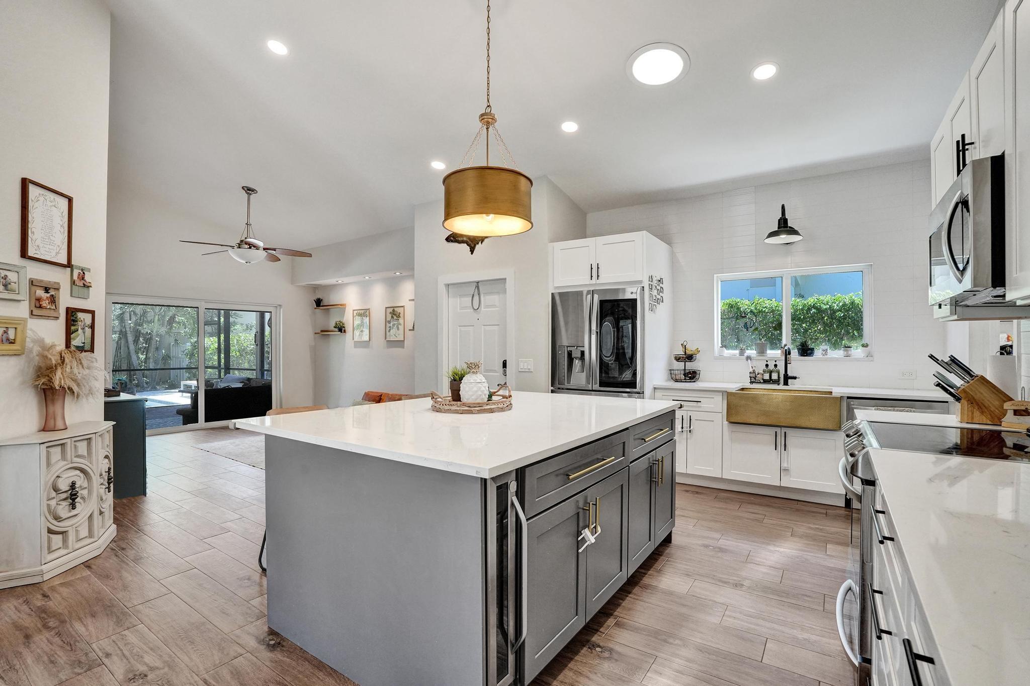 3932 NW 62nd Court