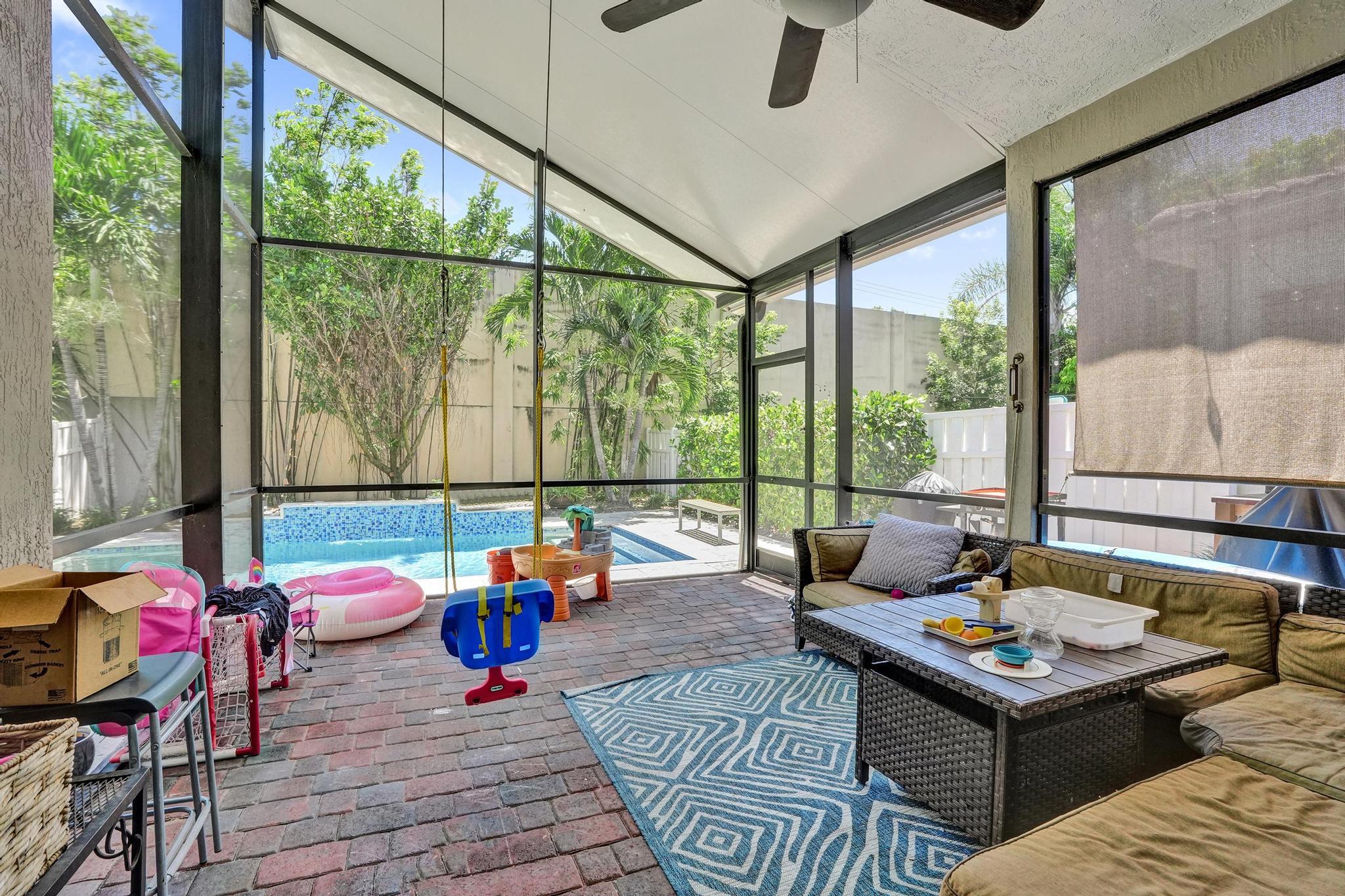 3932 NW 62nd Court