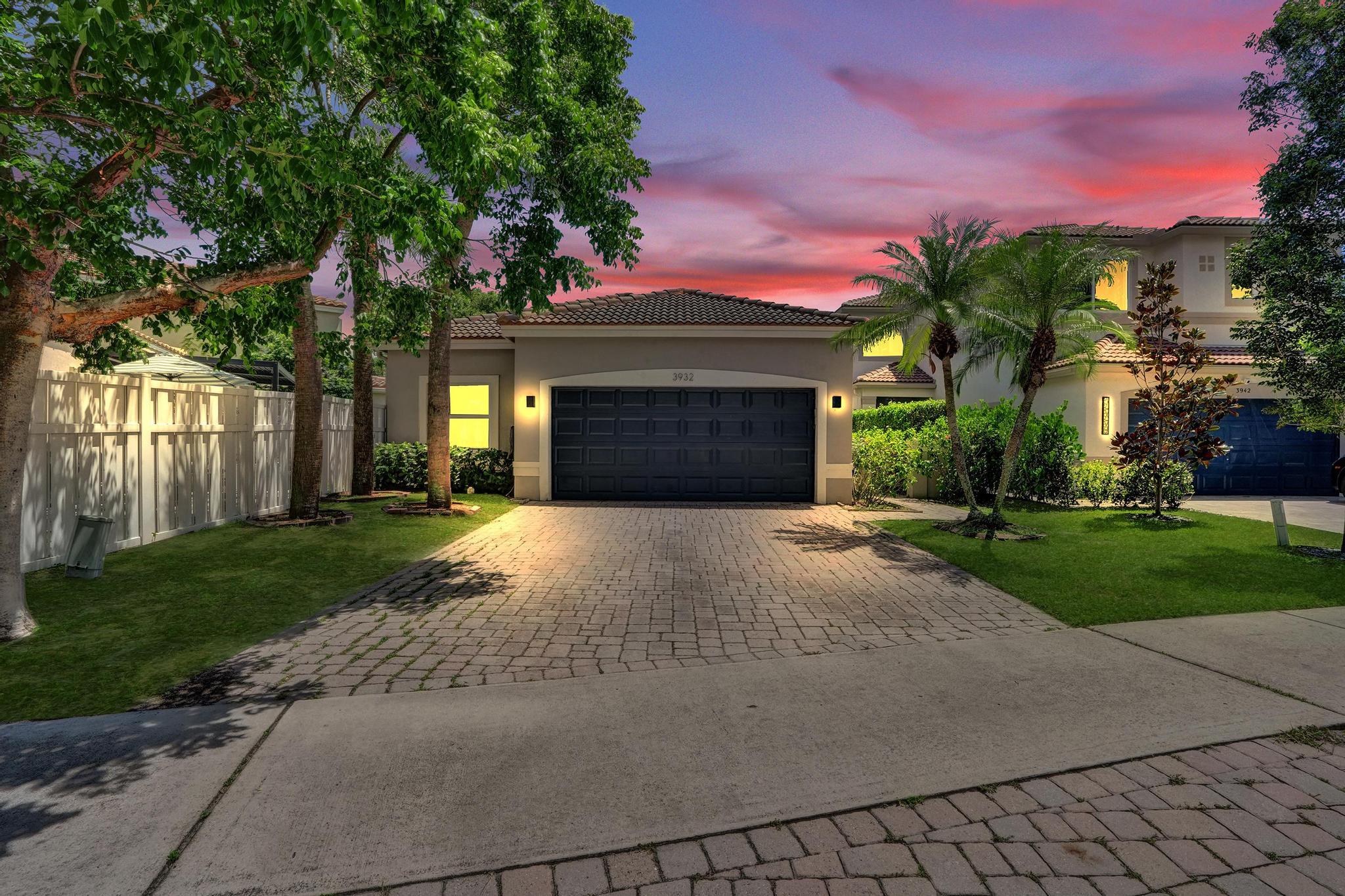 3932 NW 62nd Court