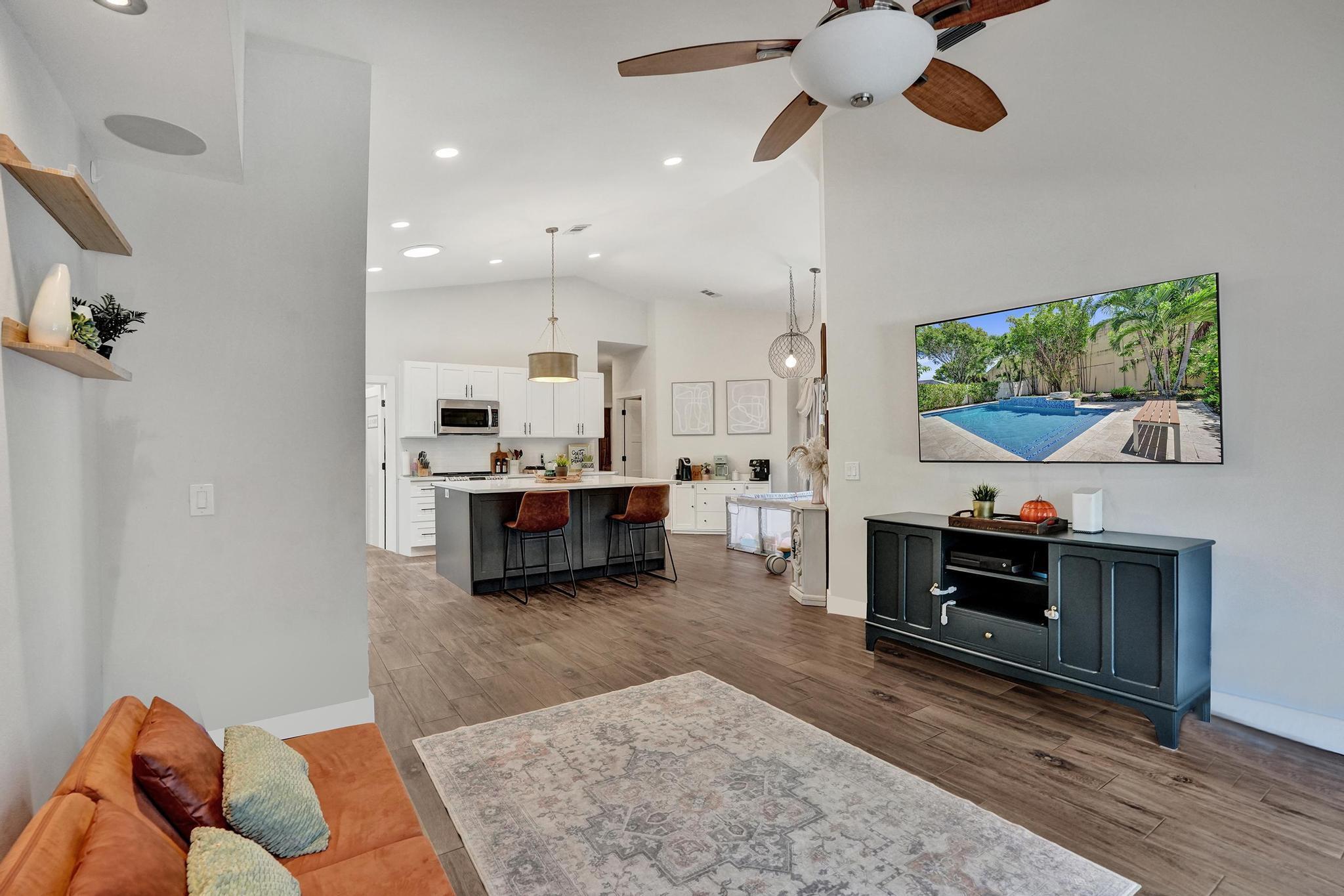 3932 NW 62nd Court