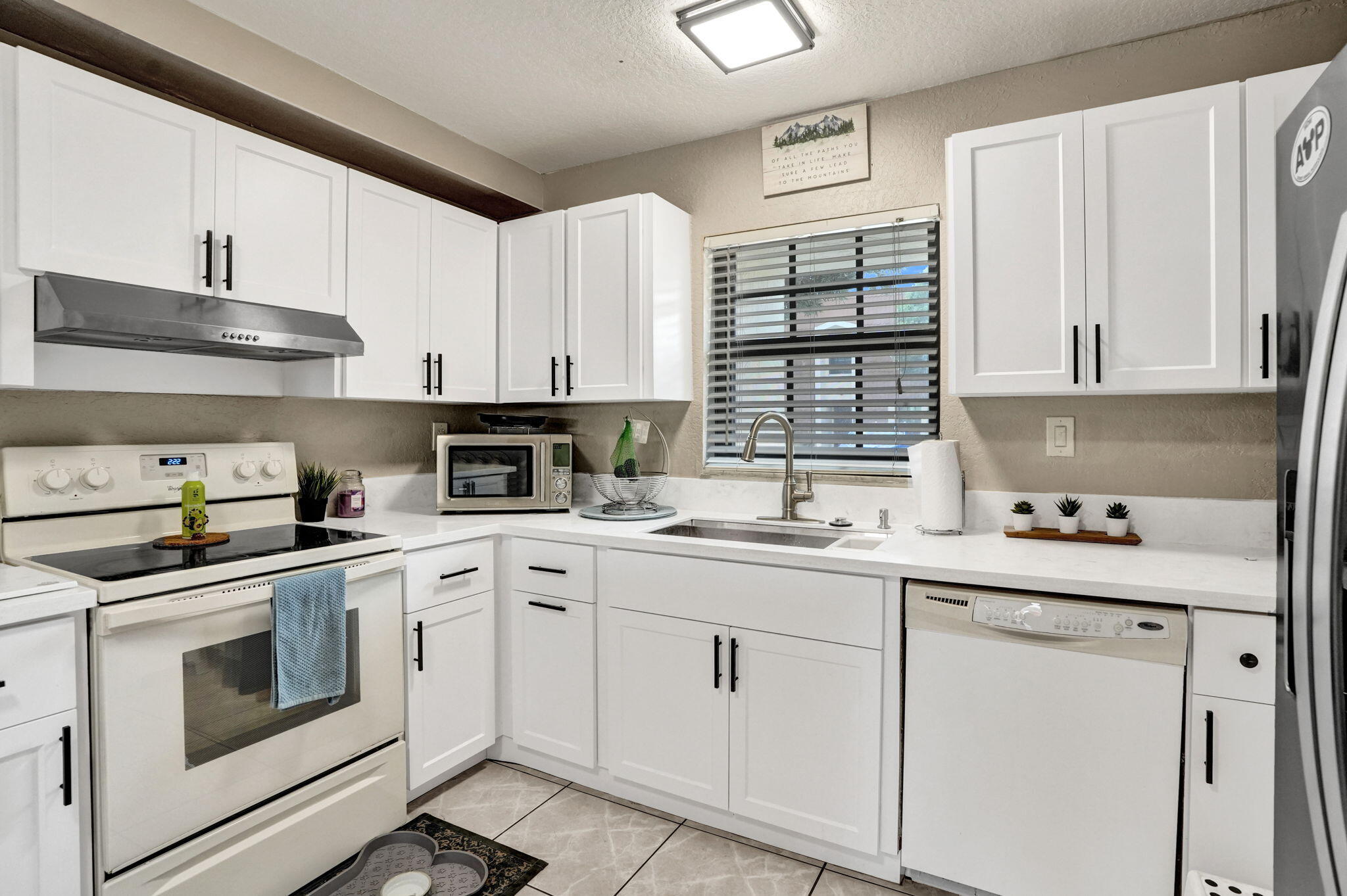 178 NW 115th Terrace