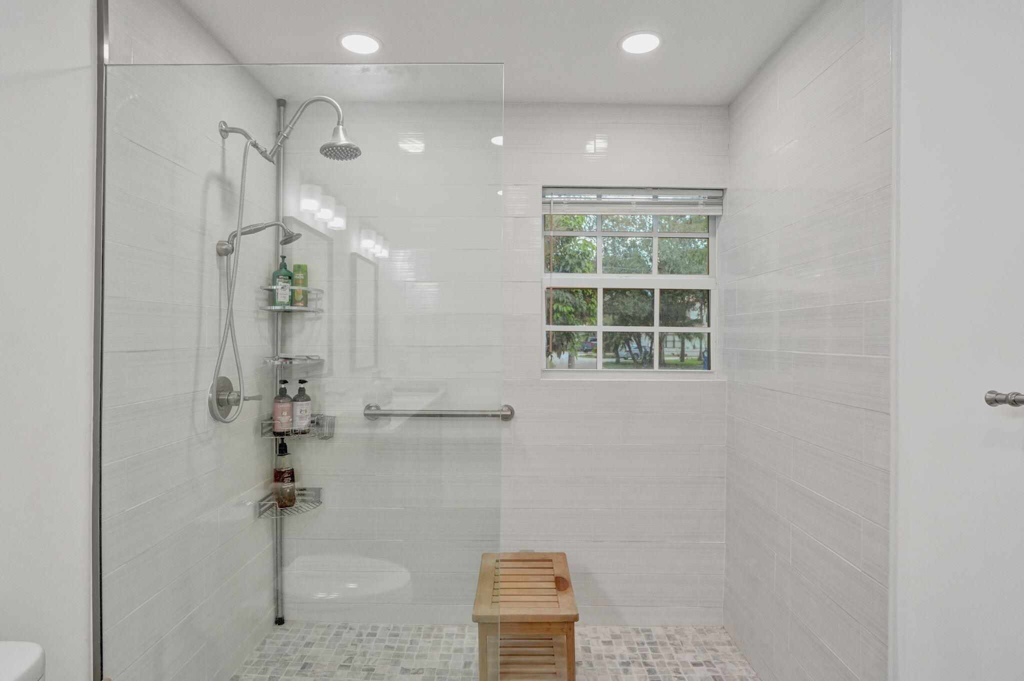 5000 NW 81st Avenue