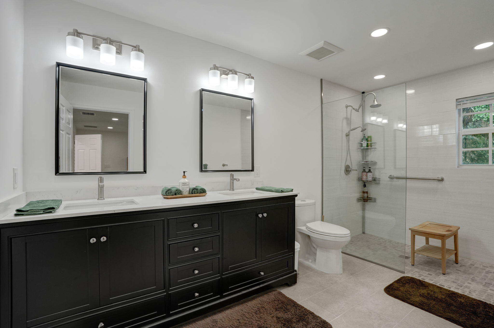 5000 NW 81st Avenue