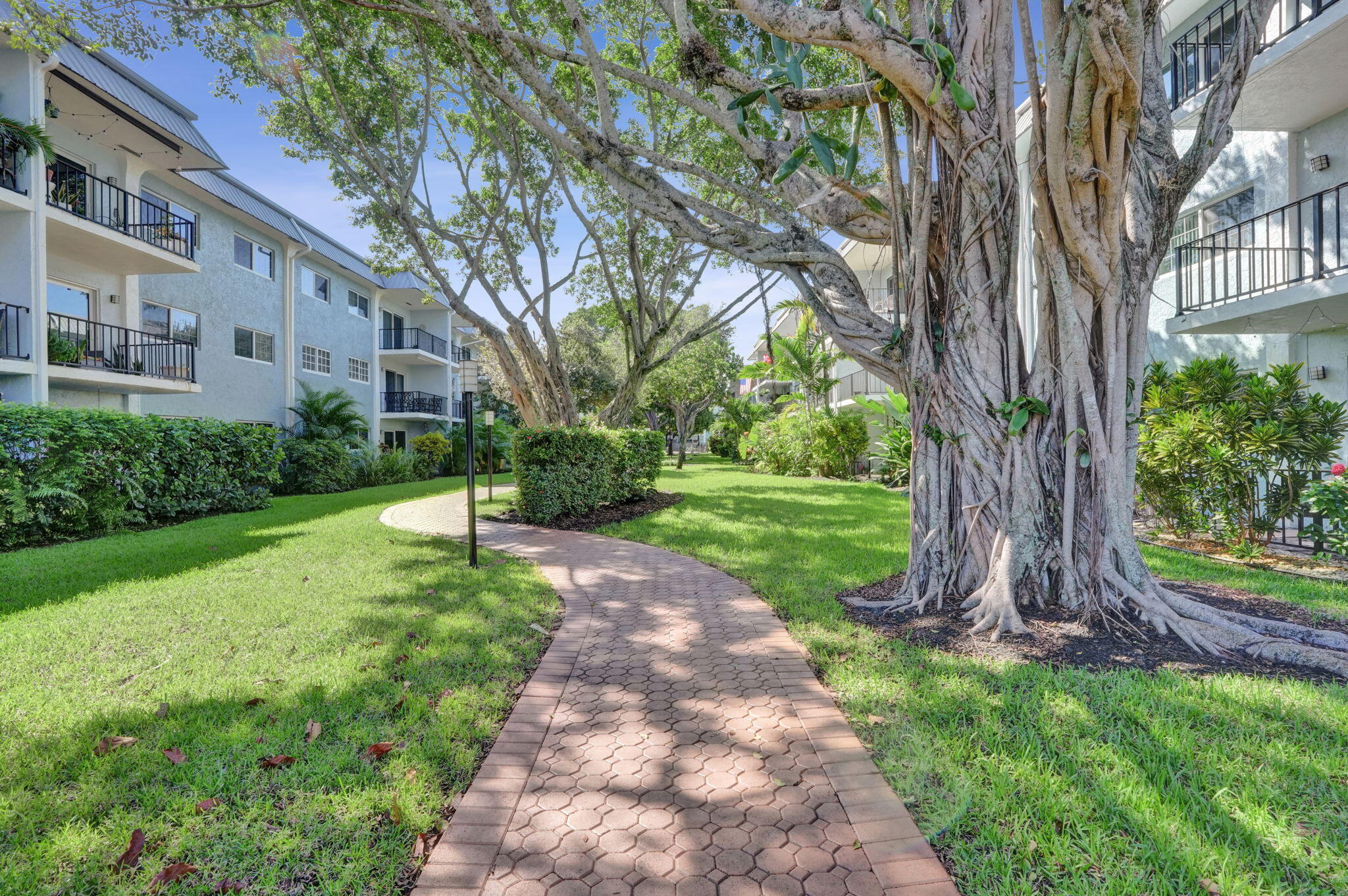 3000 NE 5TH Terrace 102-A