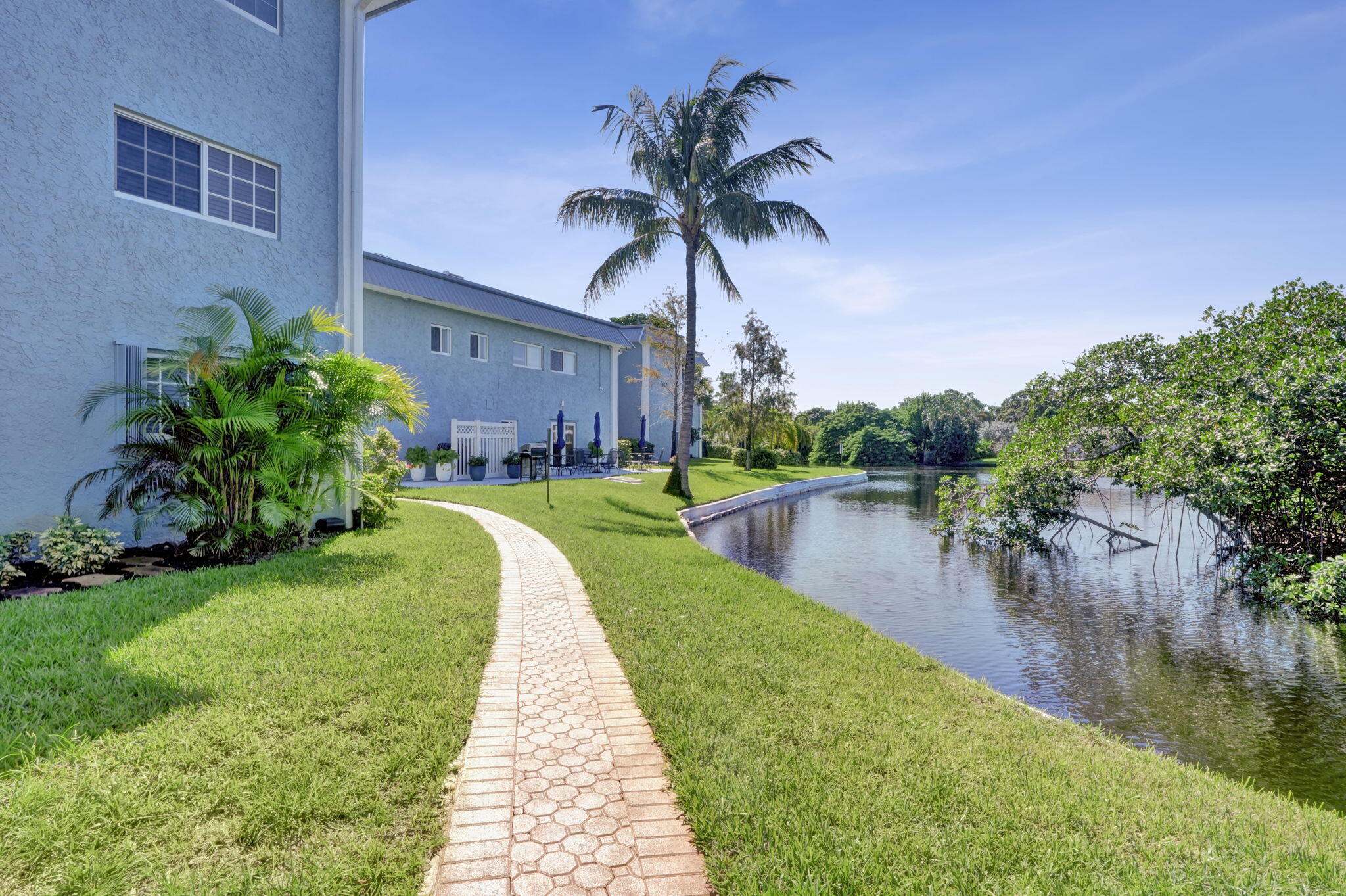 3000 NE 5TH Terrace 102-A