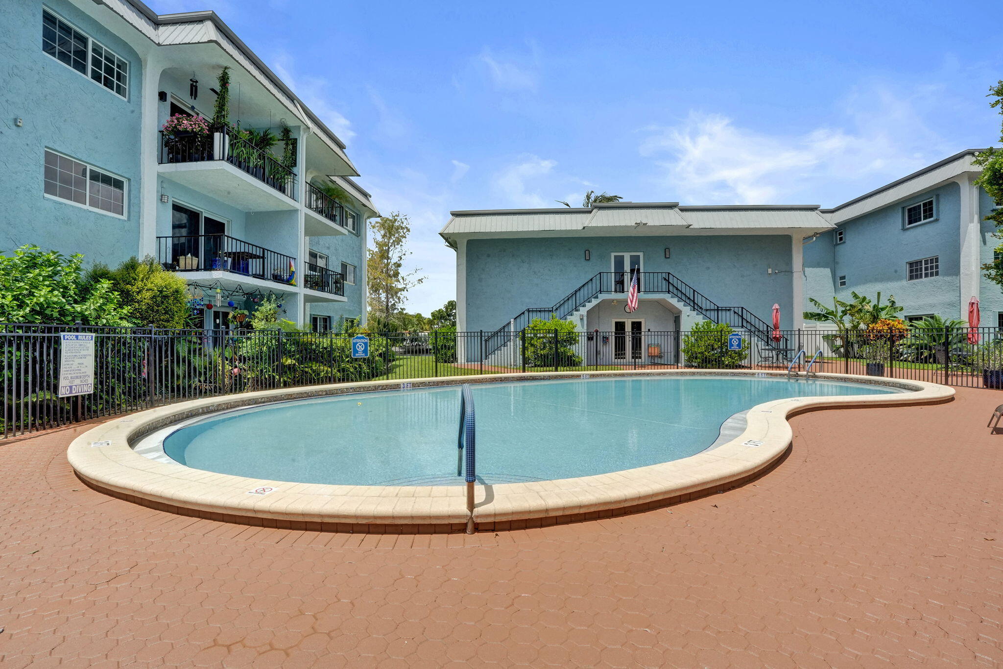 3000 NE 5TH Terrace 102-A