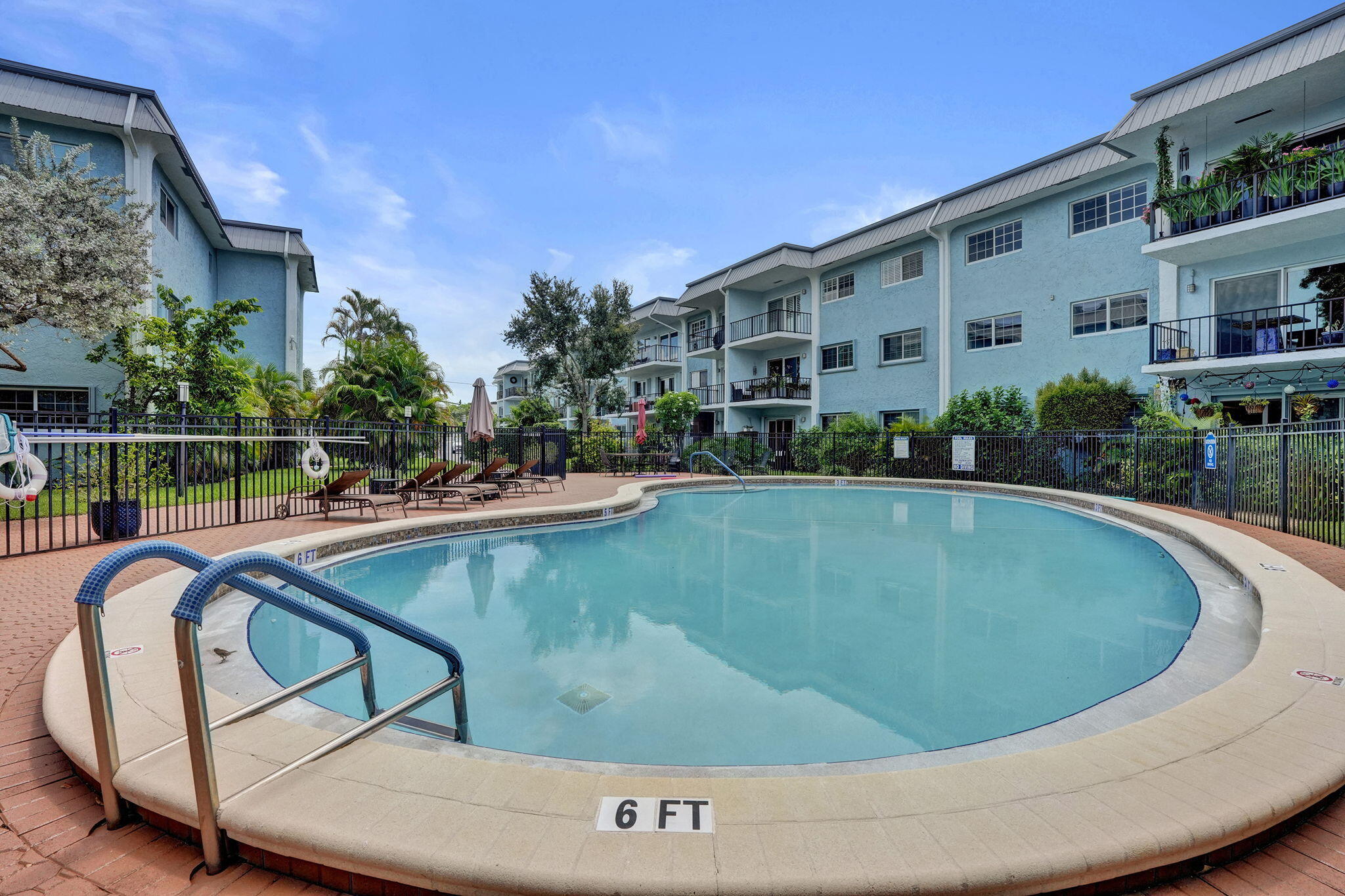 3000 NE 5TH Terrace 102-A