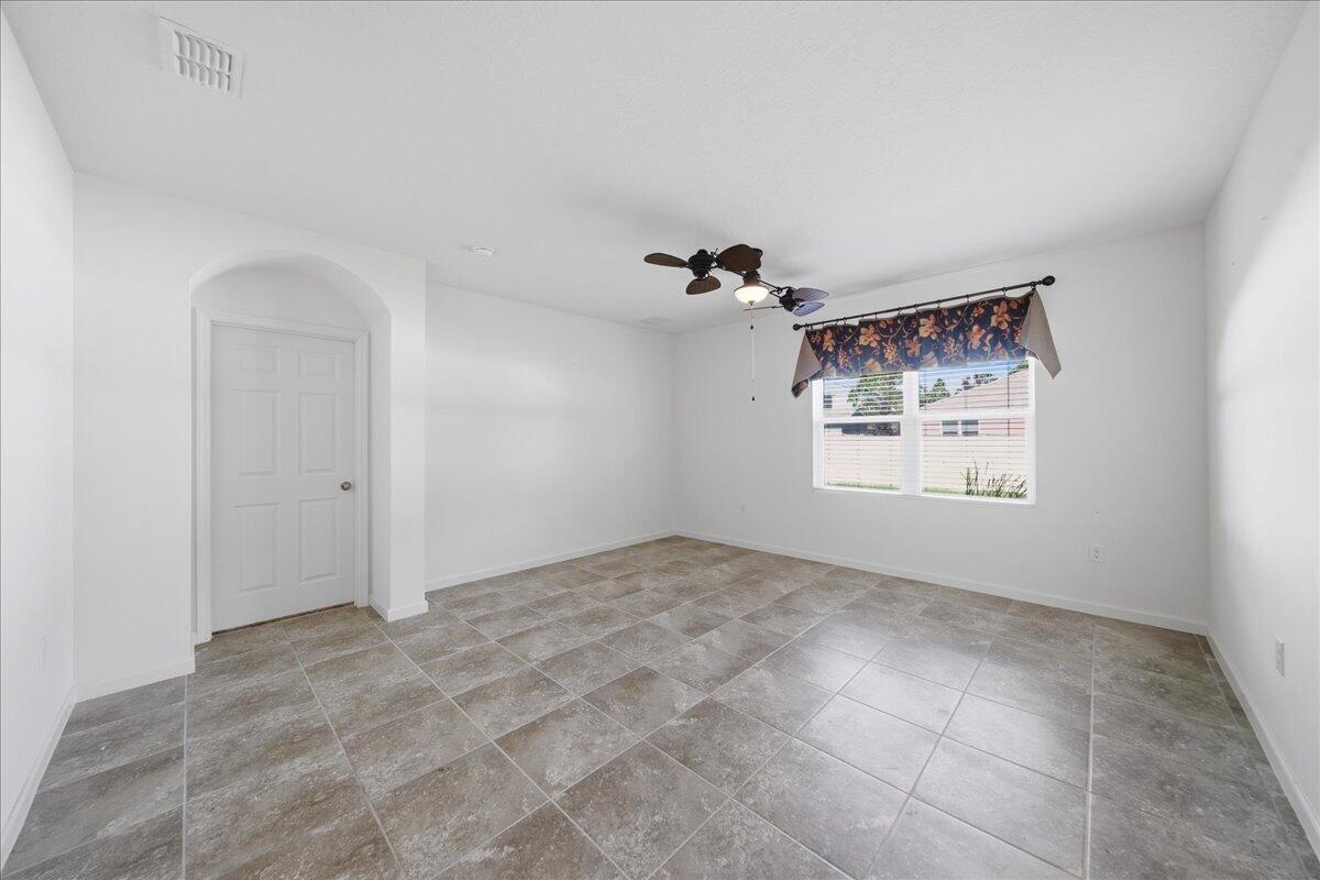 2270 Gascon Road SW