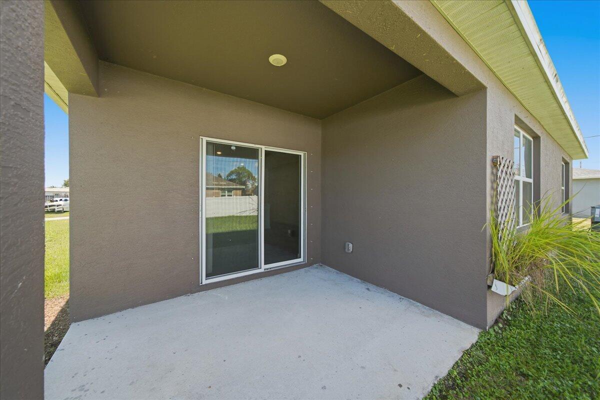 2270 Gascon Road SW