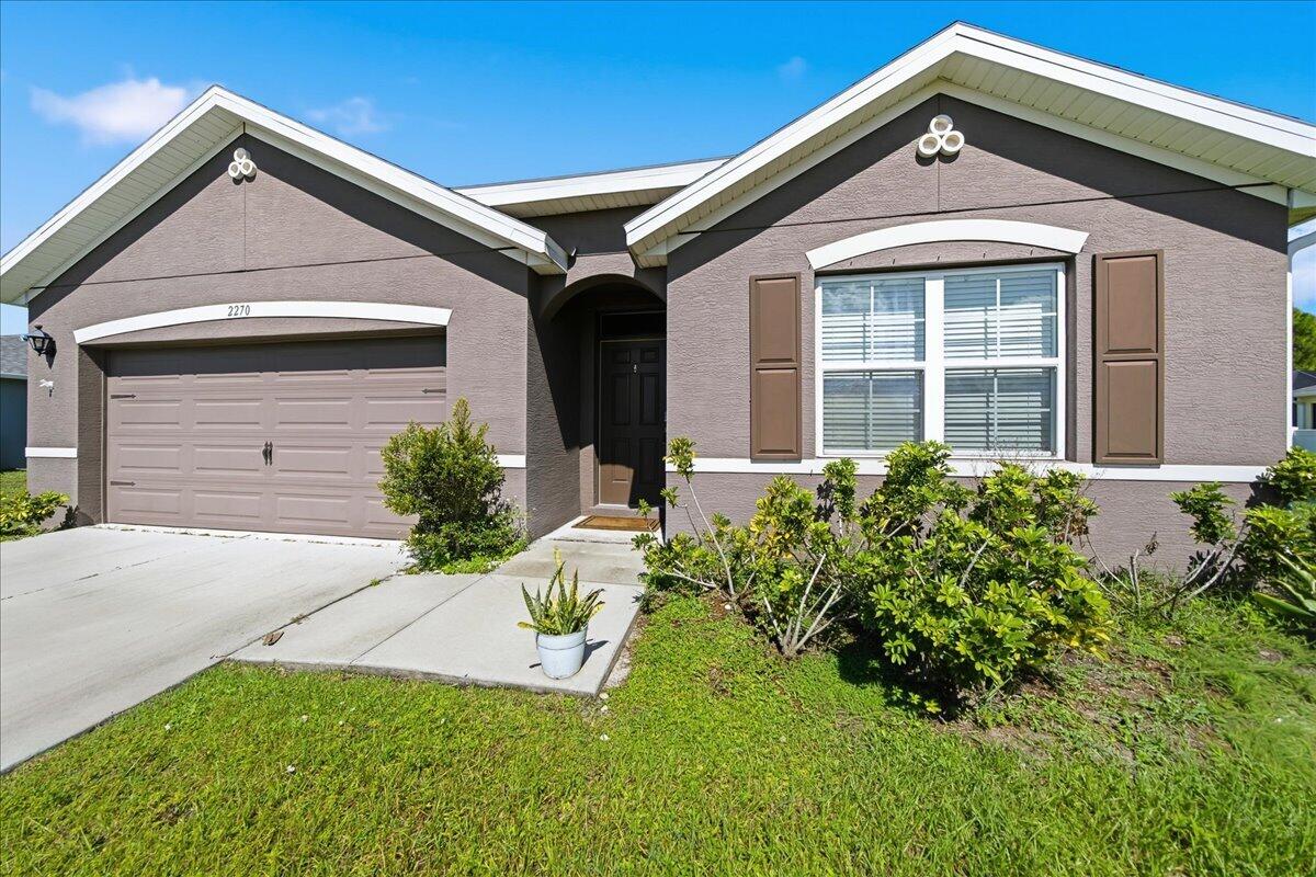 2270 Gascon Road SW