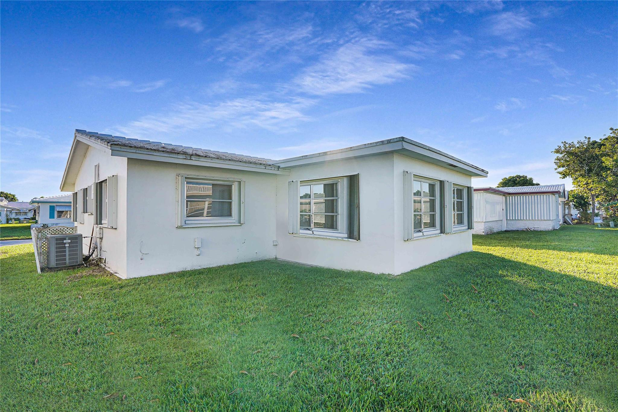 8605 NW 59th Ct