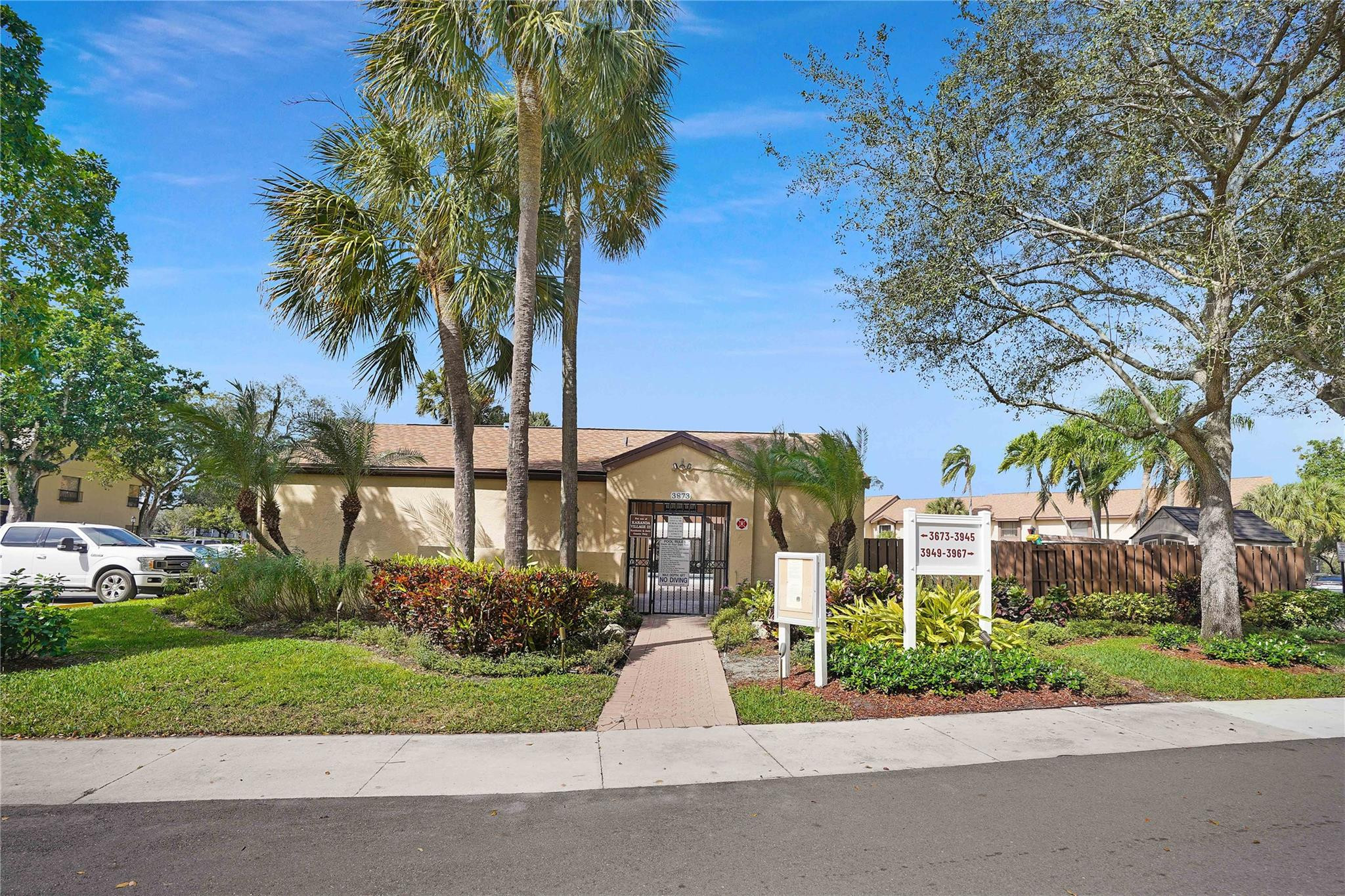 3954-C Cocoplum Cir 3615