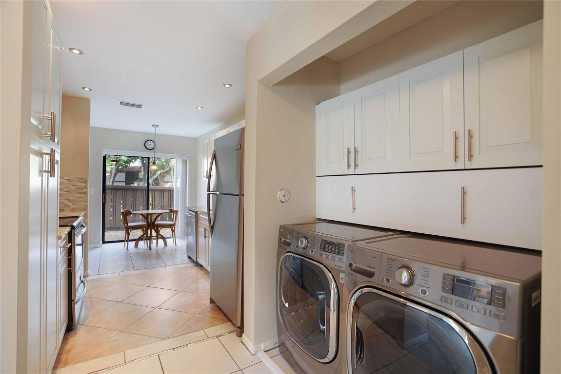 3954-C Cocoplum Cir 3615