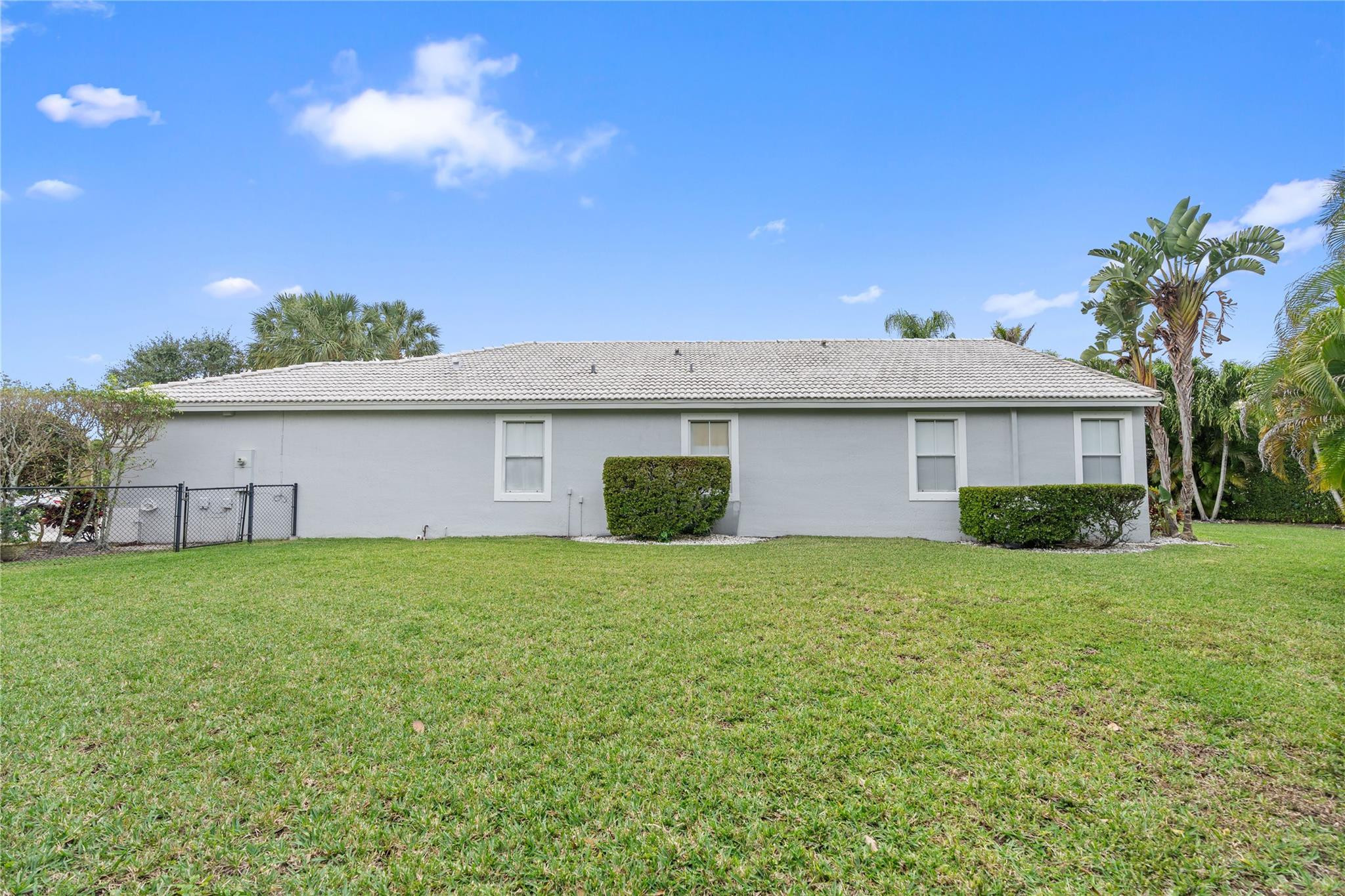 5050 NW 121st Dr