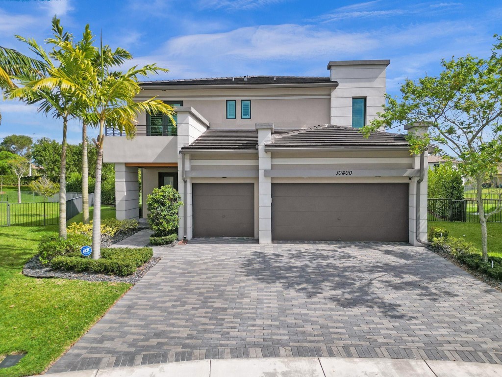 10400 Waves Way