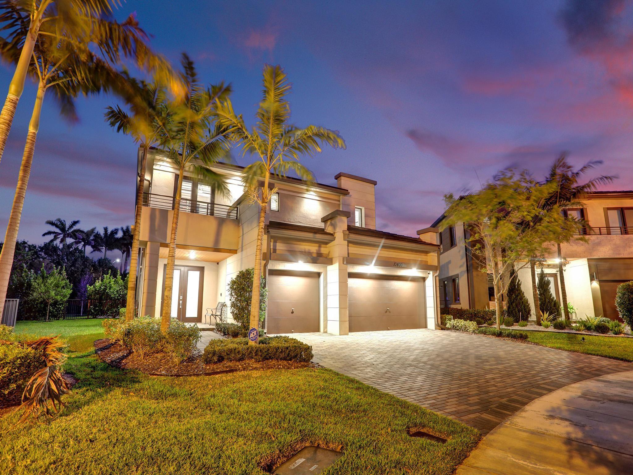 10400 Waves Way
