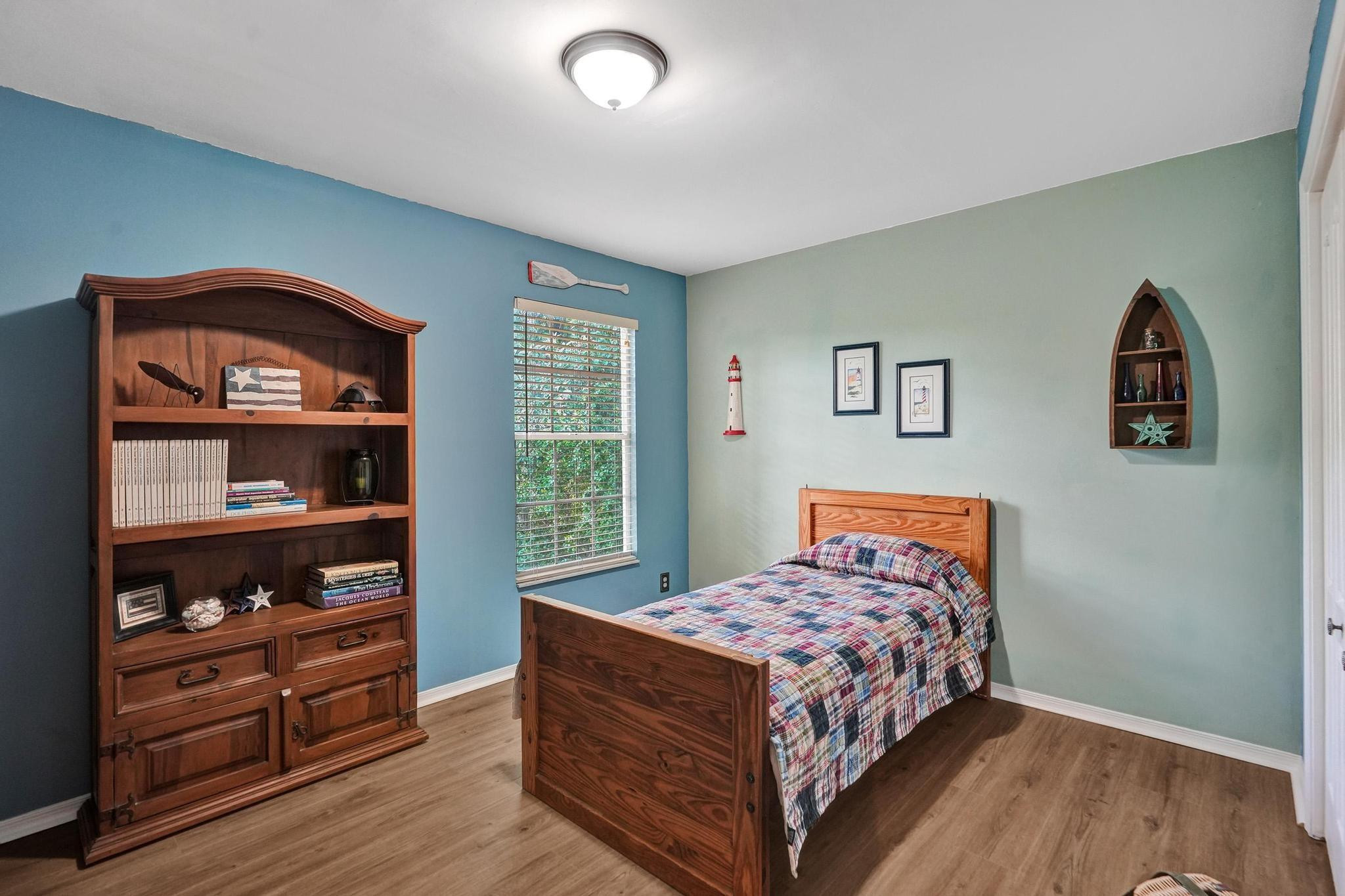 7491 Red Bay Pl