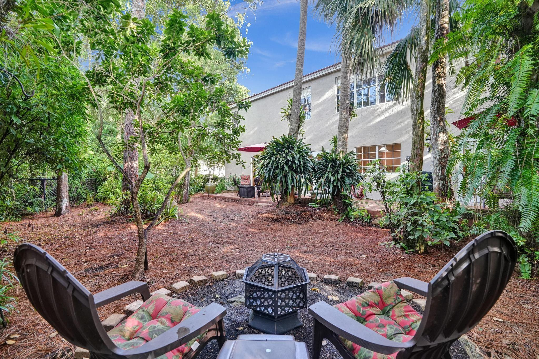7491 Red Bay Pl