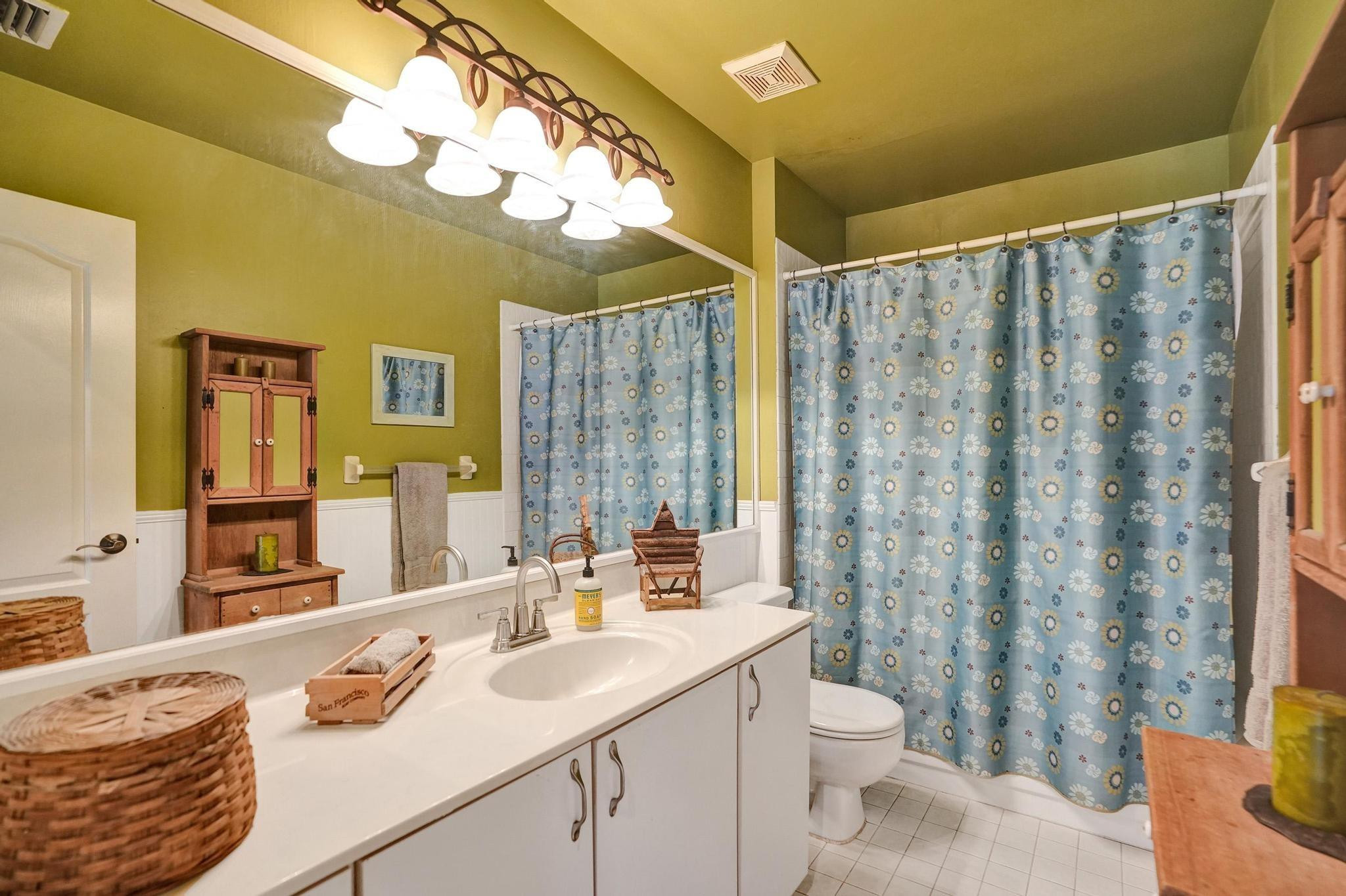 7491 Red Bay Pl