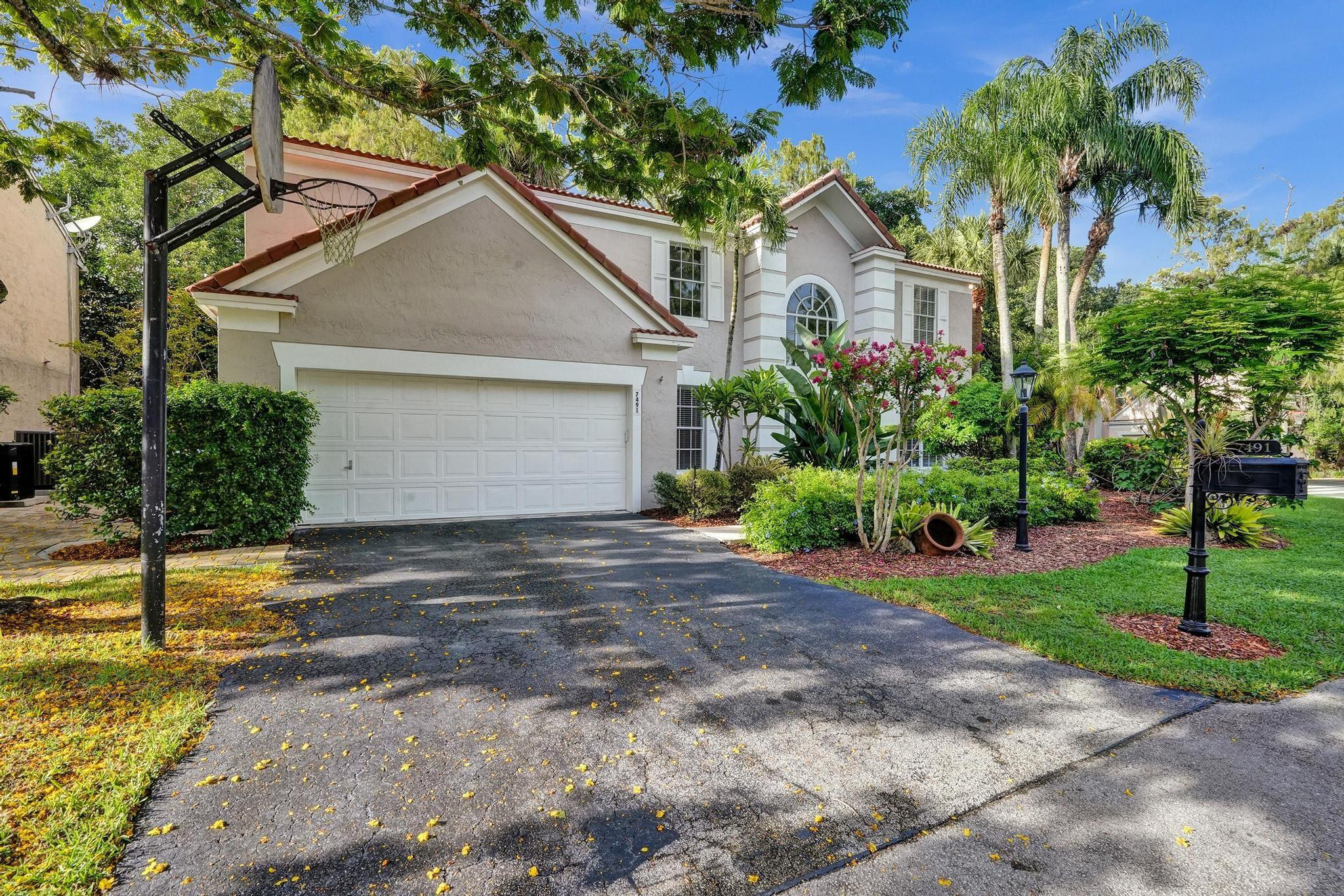 7491 Red Bay Pl