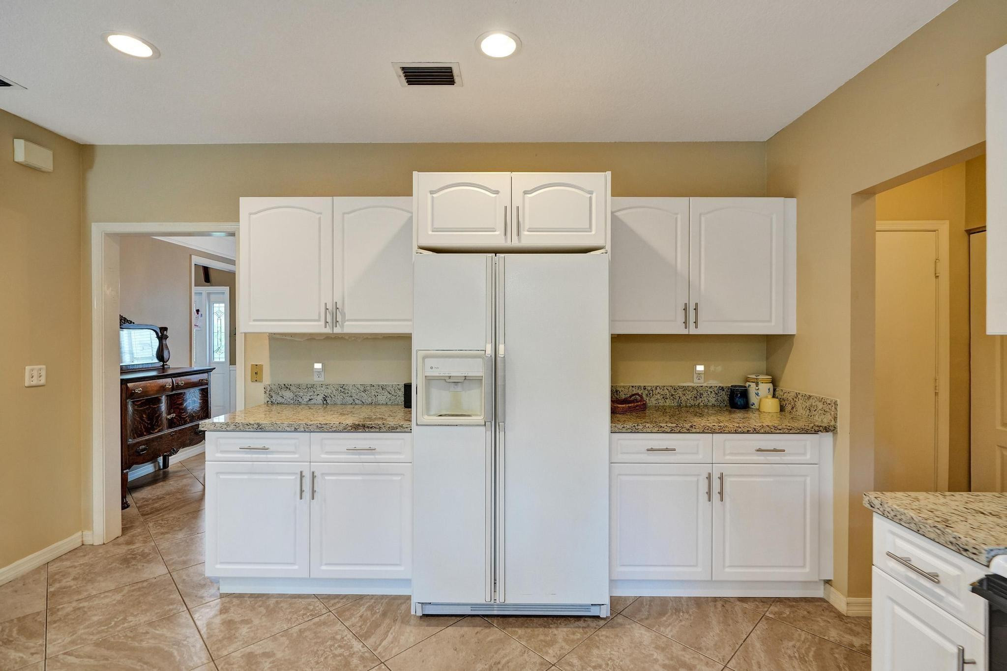 7491 Red Bay Pl