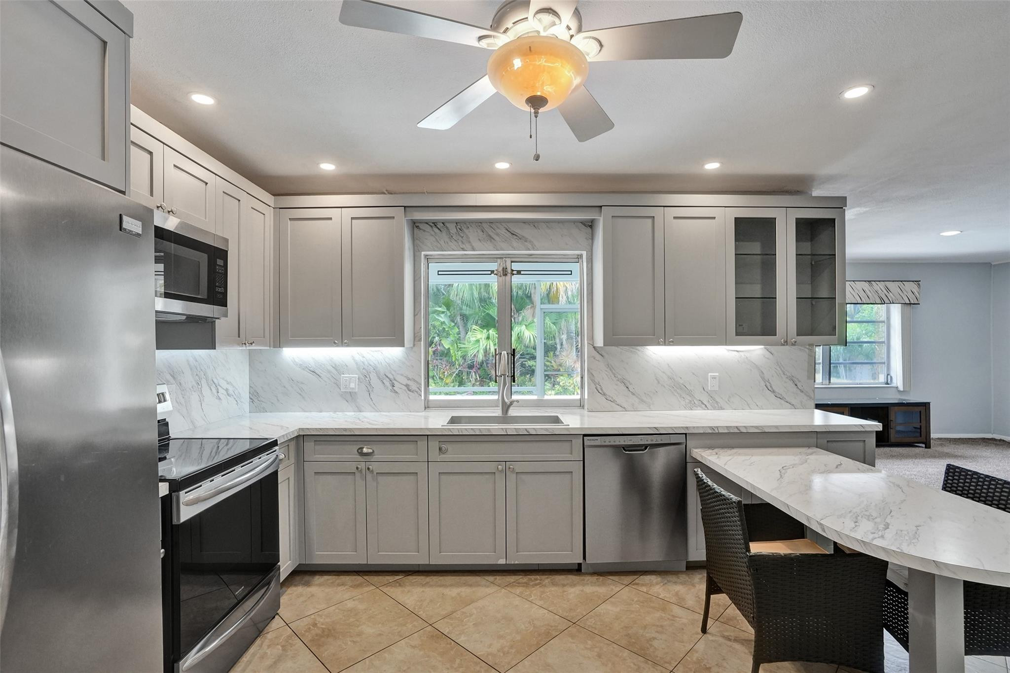 1529 NW 85th Dr