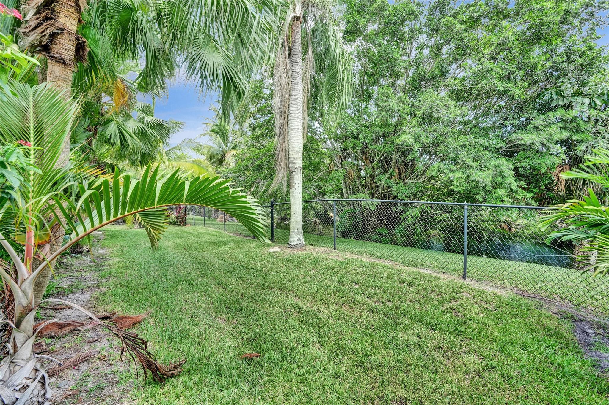 1529 NW 85th Dr
