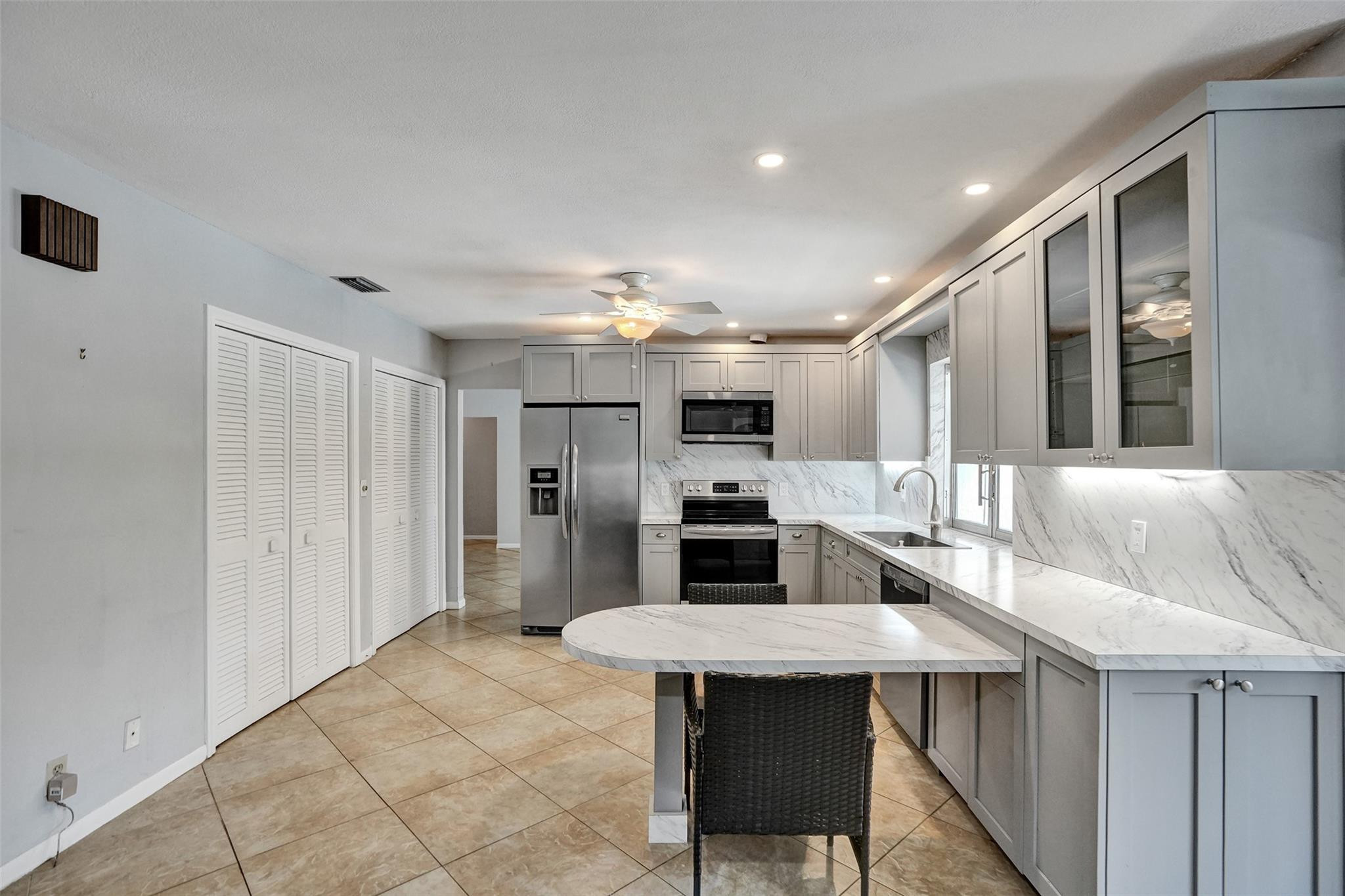 1529 NW 85th Dr