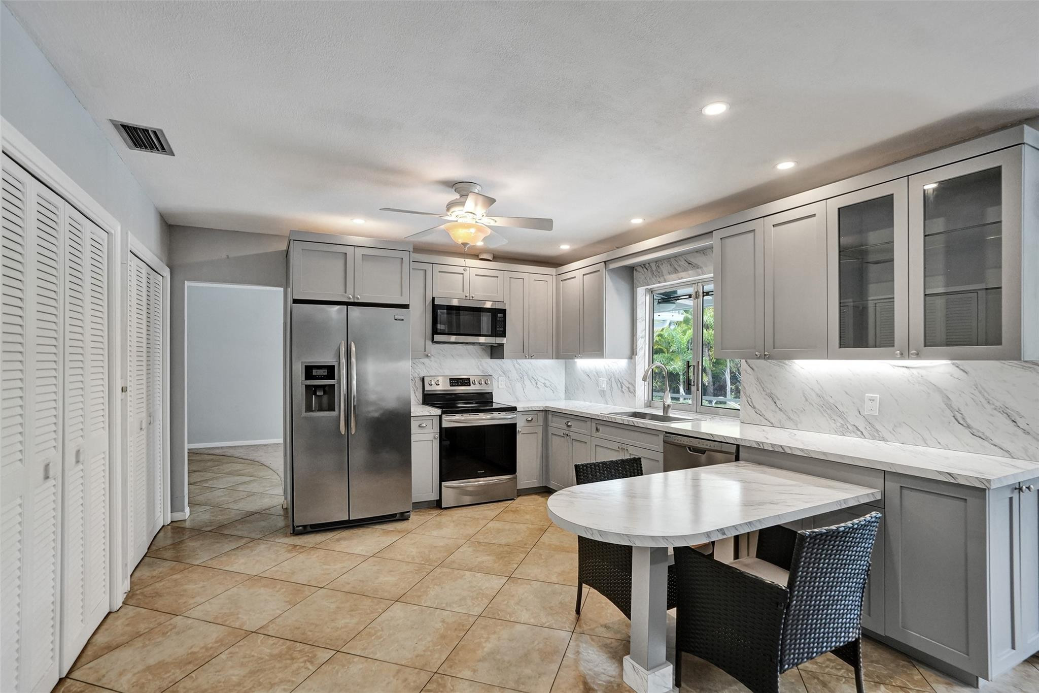 1529 NW 85th Dr