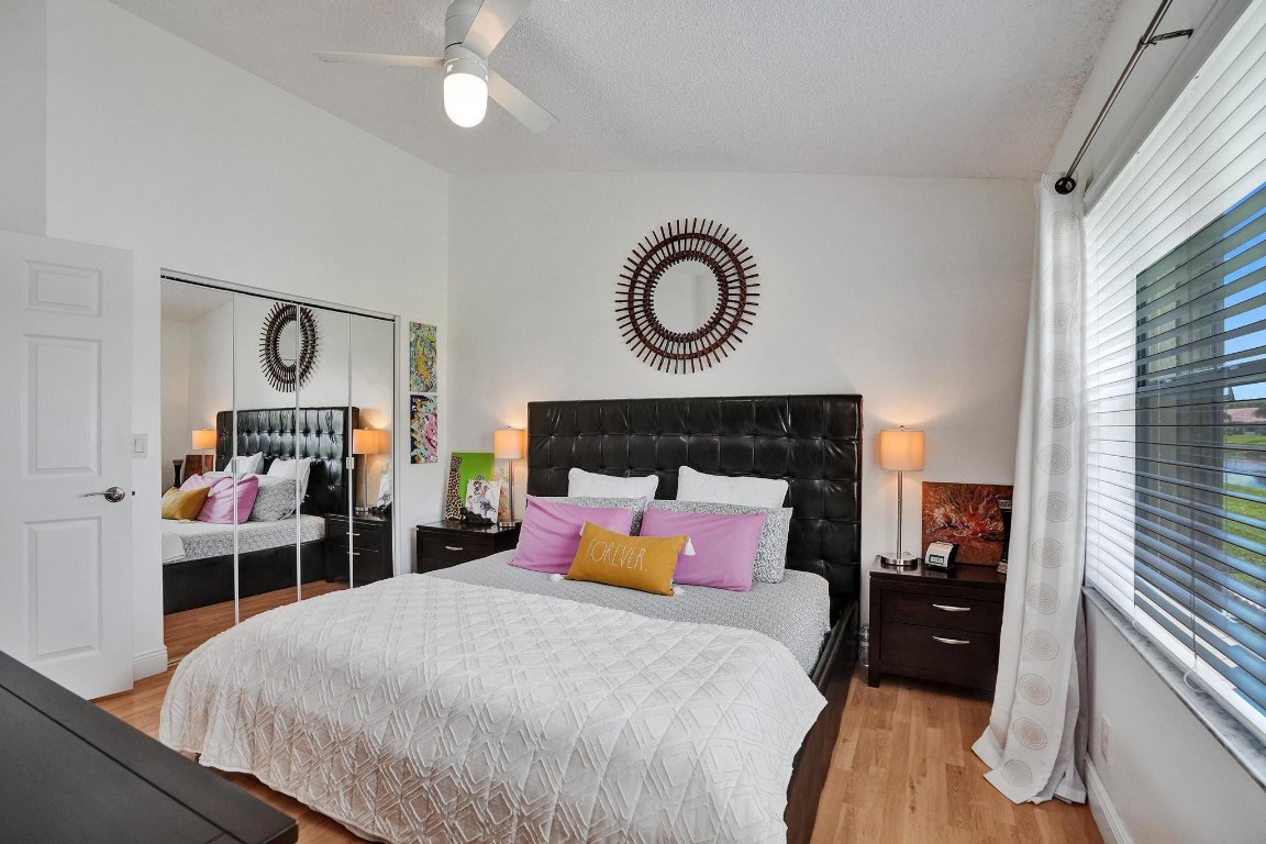 6212 Floral Lakes Drive