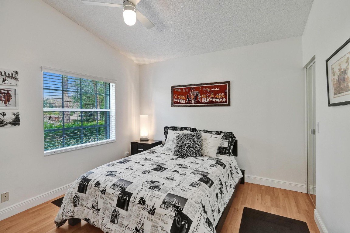 6212 Floral Lakes Drive