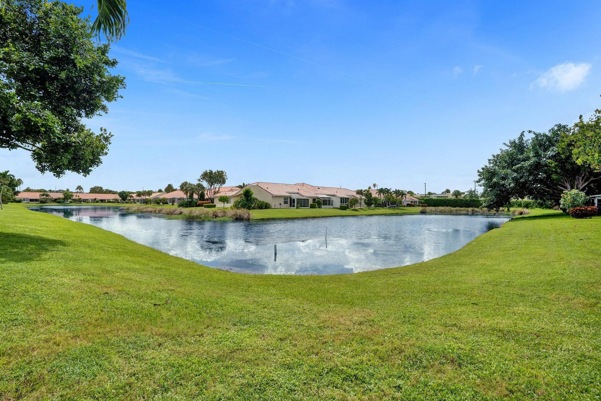 6212 Floral Lakes Drive