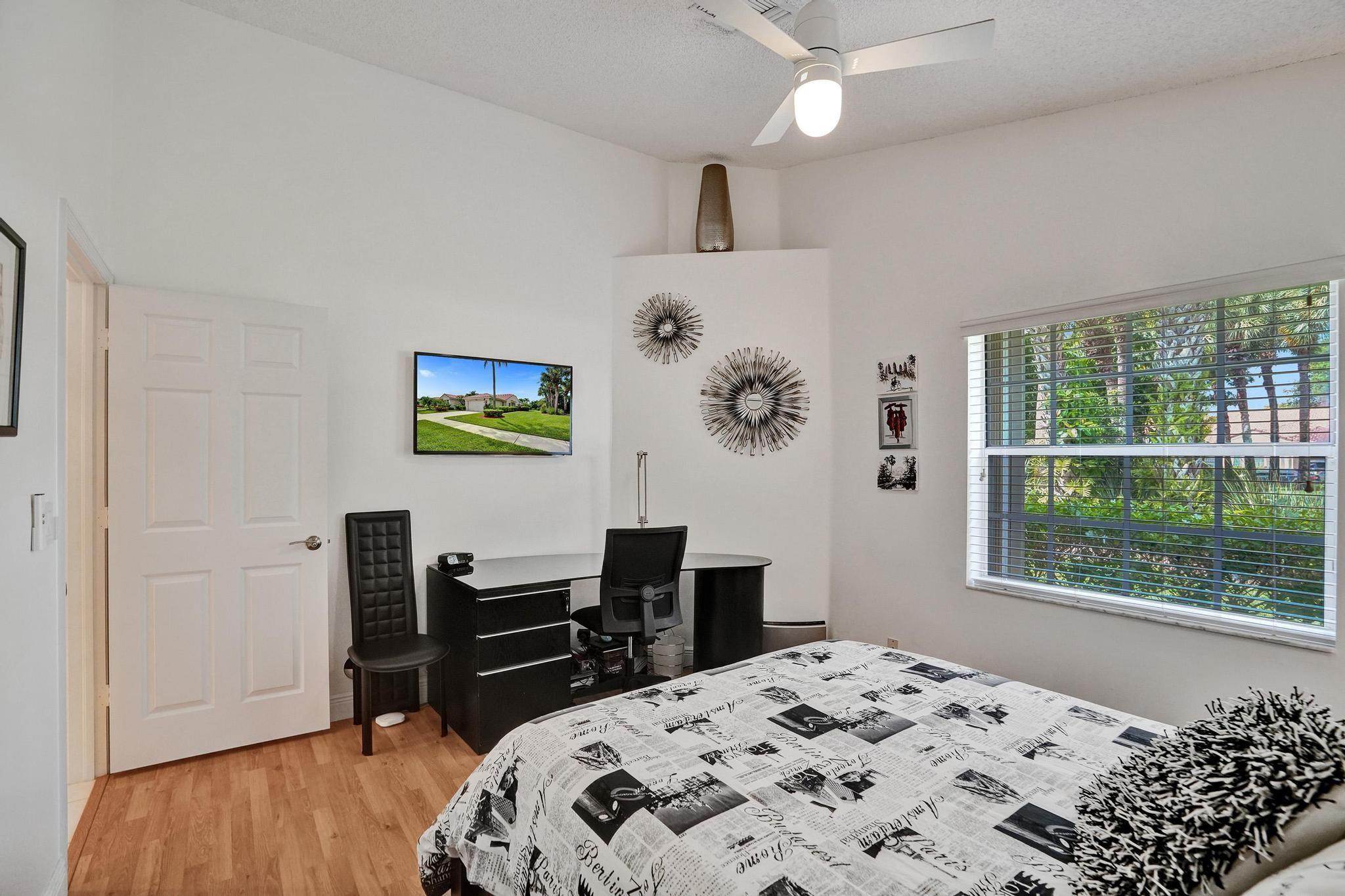 6212 Floral Lakes Drive