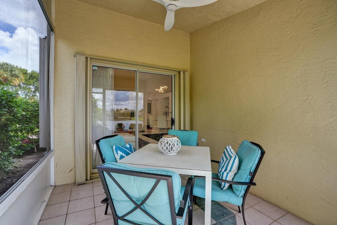 6212 Floral Lakes Drive